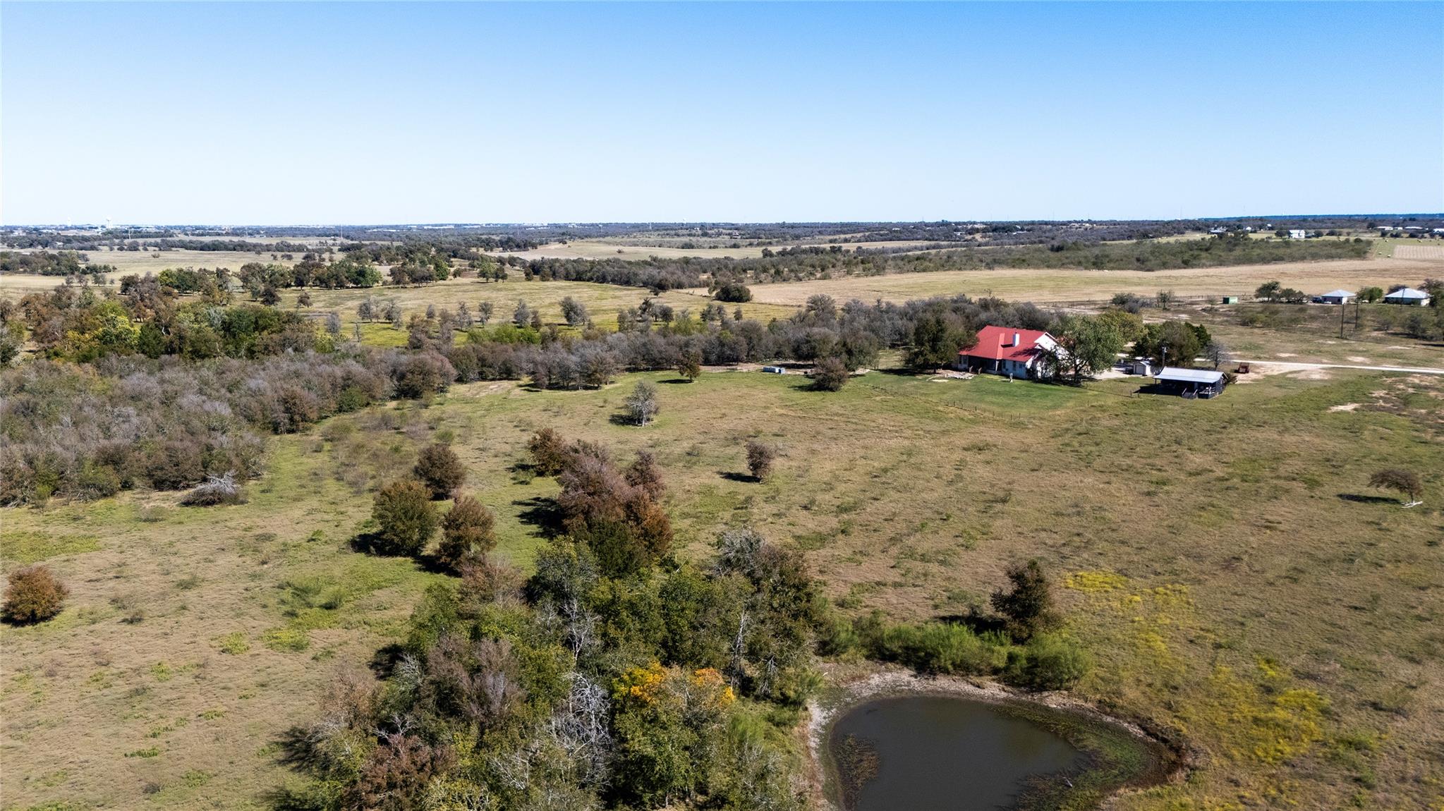 948 Upper Elgin River Rd, Elgin, TX 78621