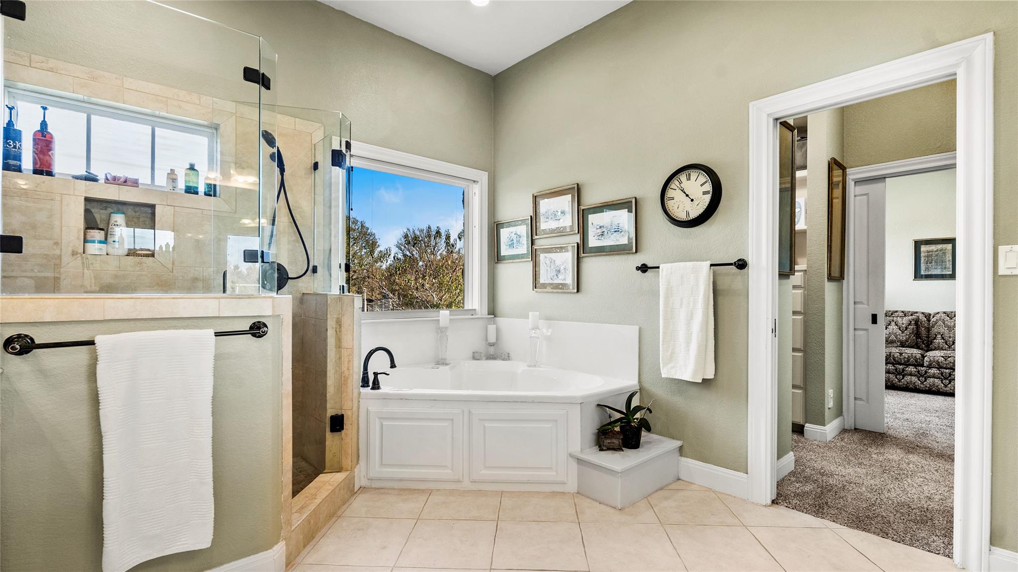 948 Upper Elgin River Rd, Elgin, TX 78621