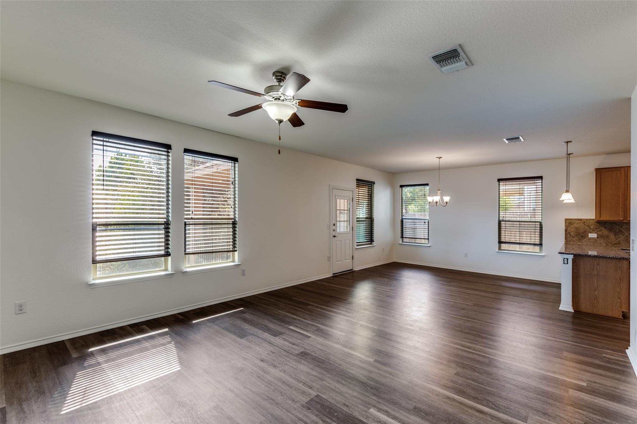 6209 Garden Rose Path, Austin, TX 78754