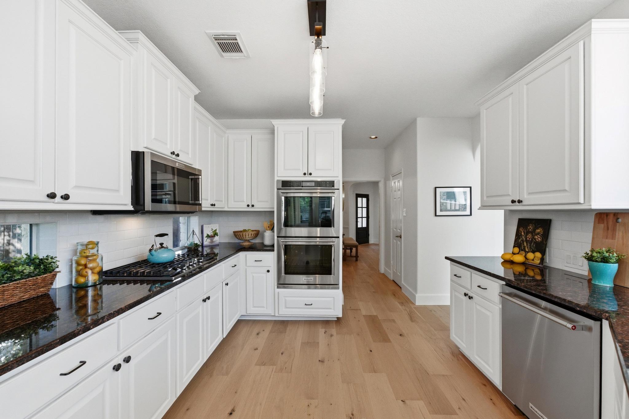 9701 Croton Cv, Austin, TX 78759