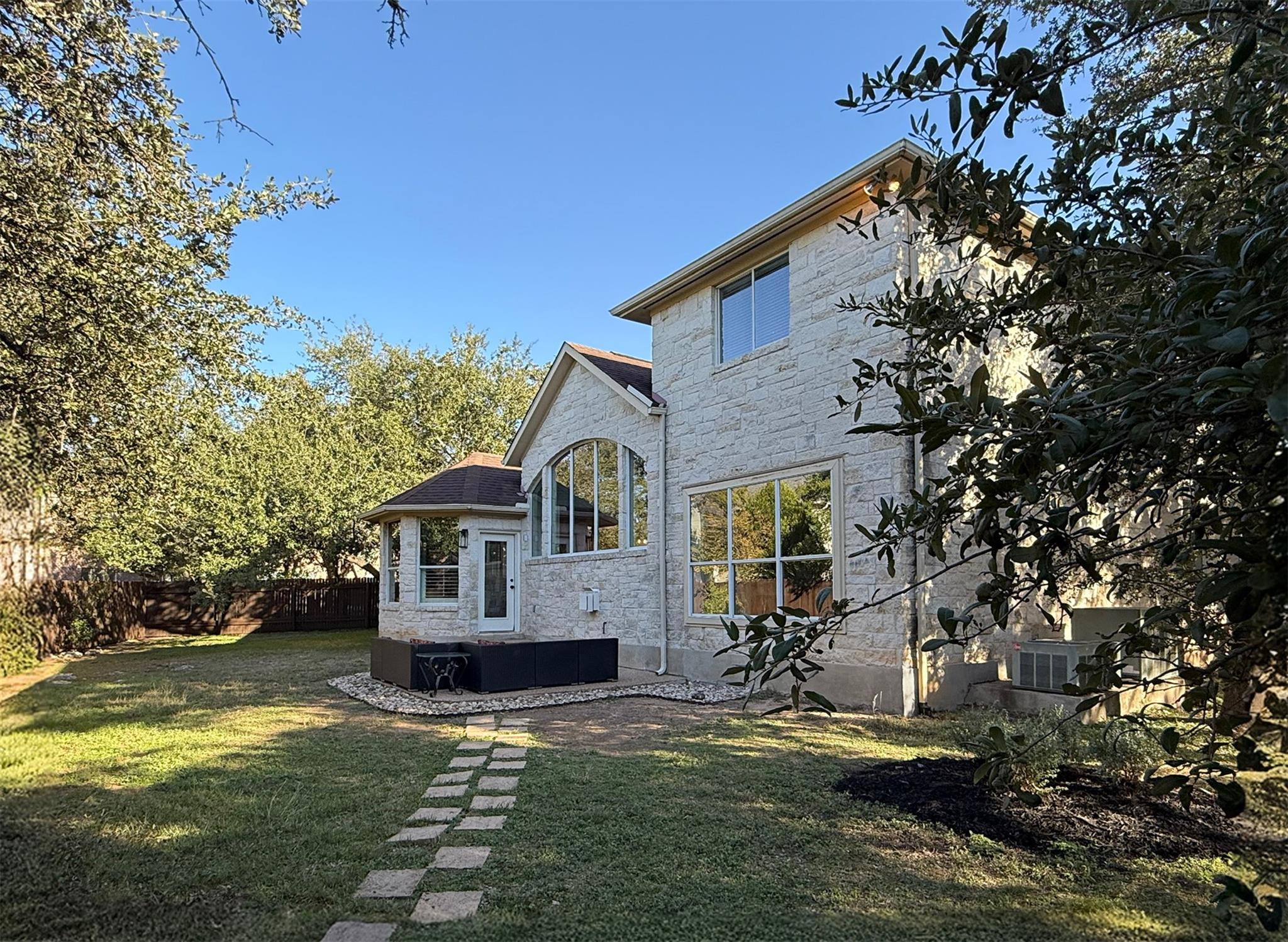9701 Croton Cv, Austin, TX 78759