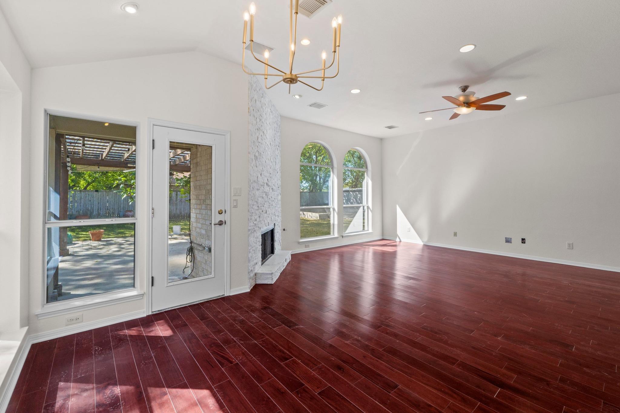 2013 Rodeo Dr, Austin, TX 78727