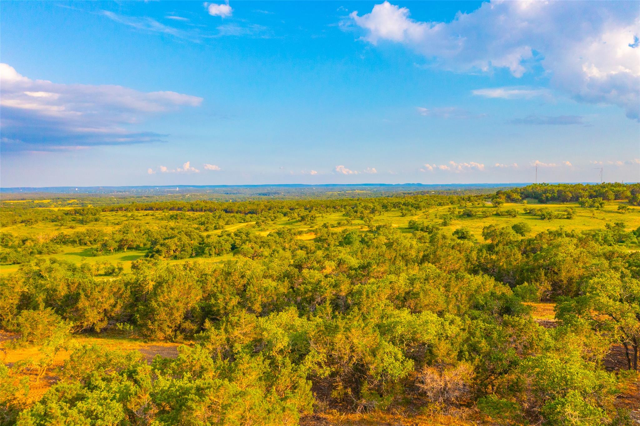 000 Spring Creek Ranch, Dripping Springs, TX 78676