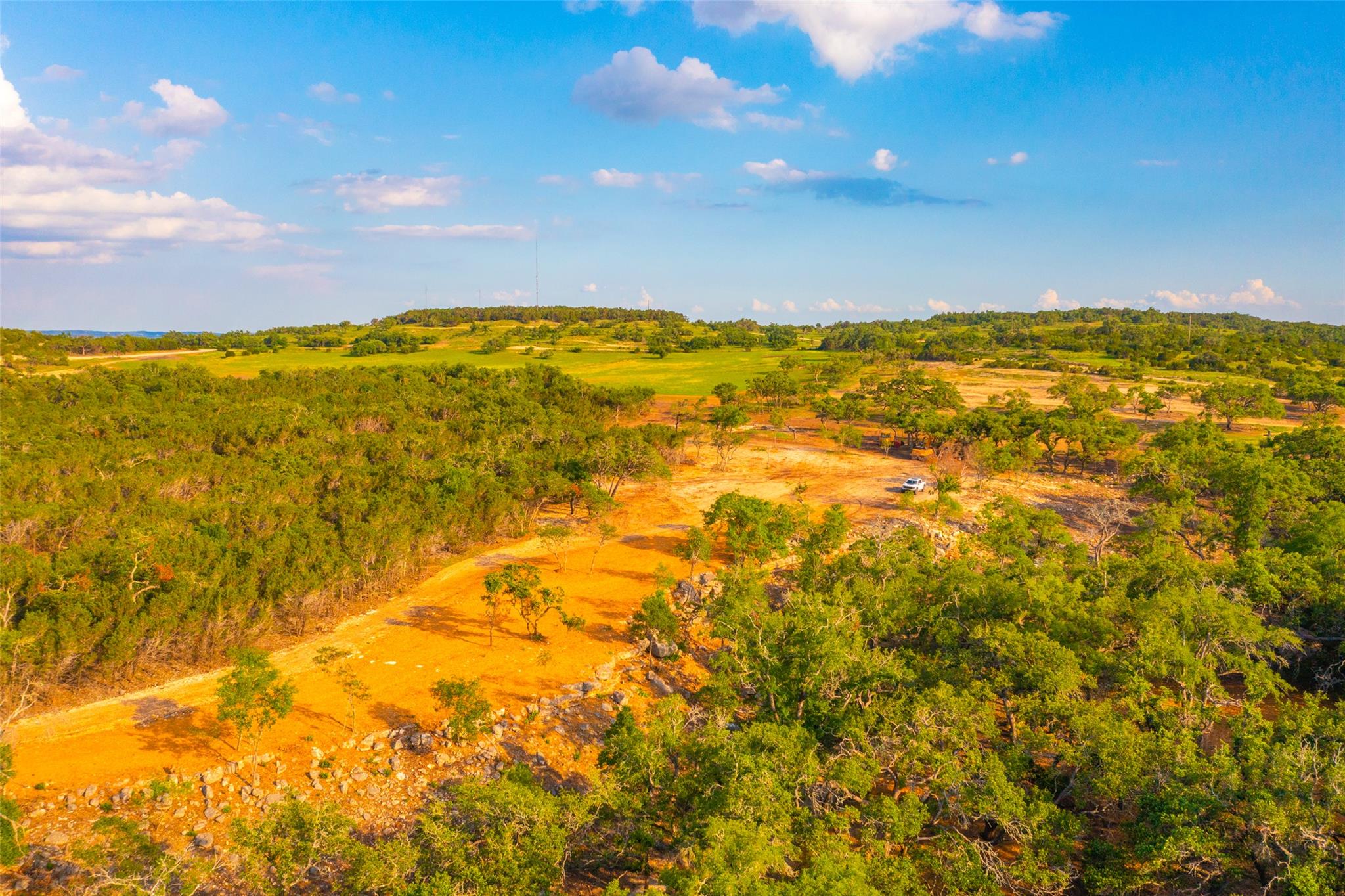 000 Spring Creek Ranch, Dripping Springs, TX 78676