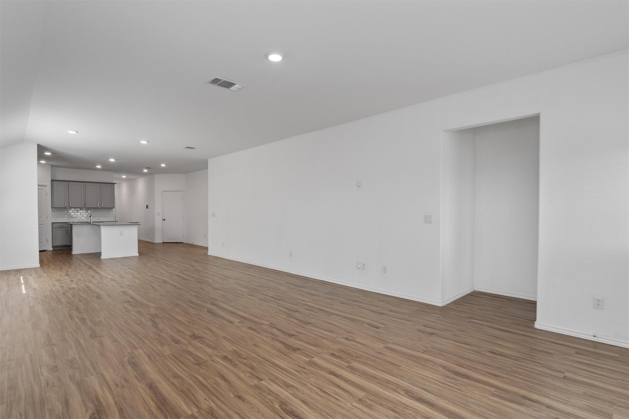 245 Salt Springs Rd, Kyle, TX 78640