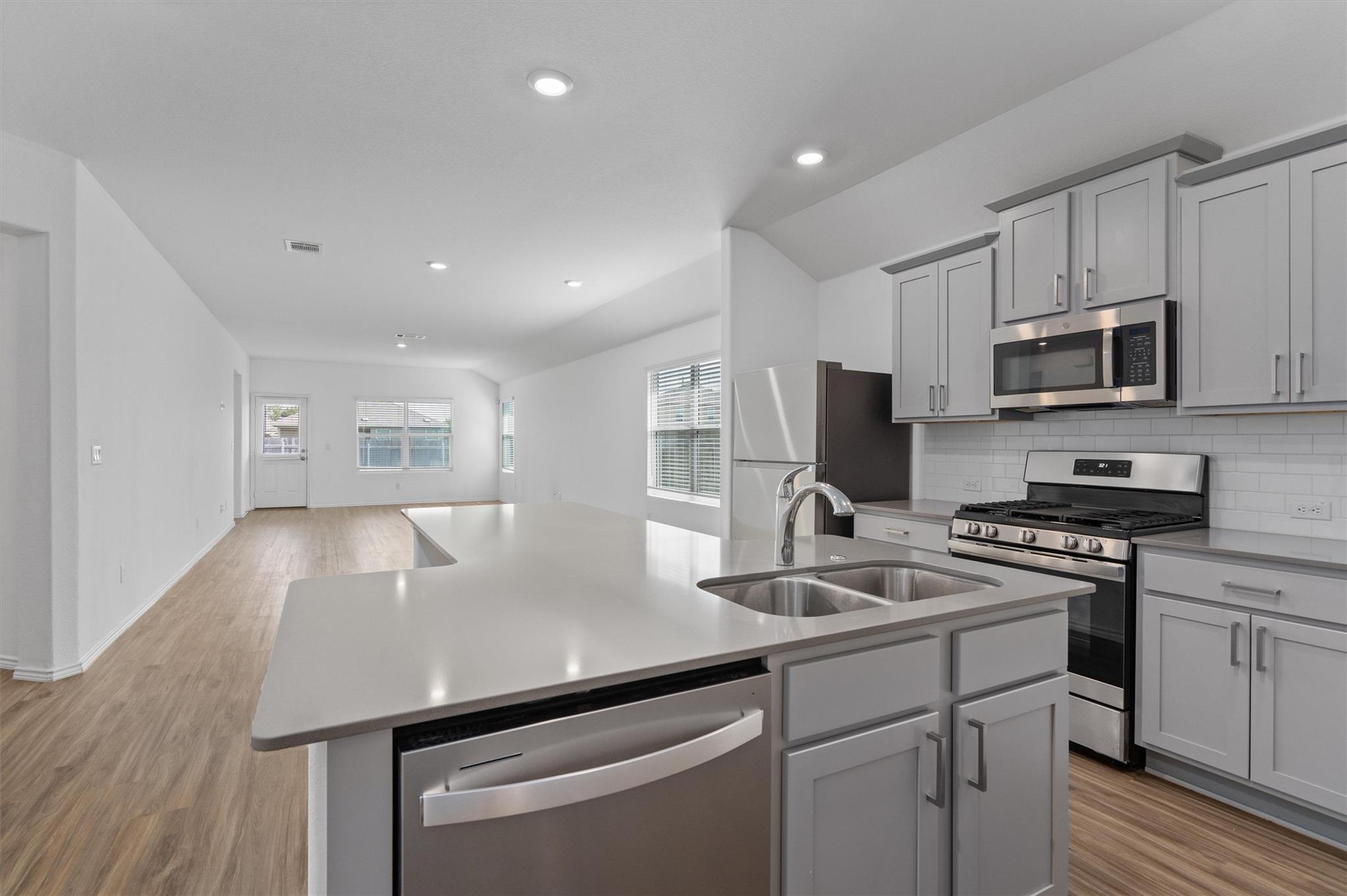 245 Salt Springs Rd, Kyle, TX 78640