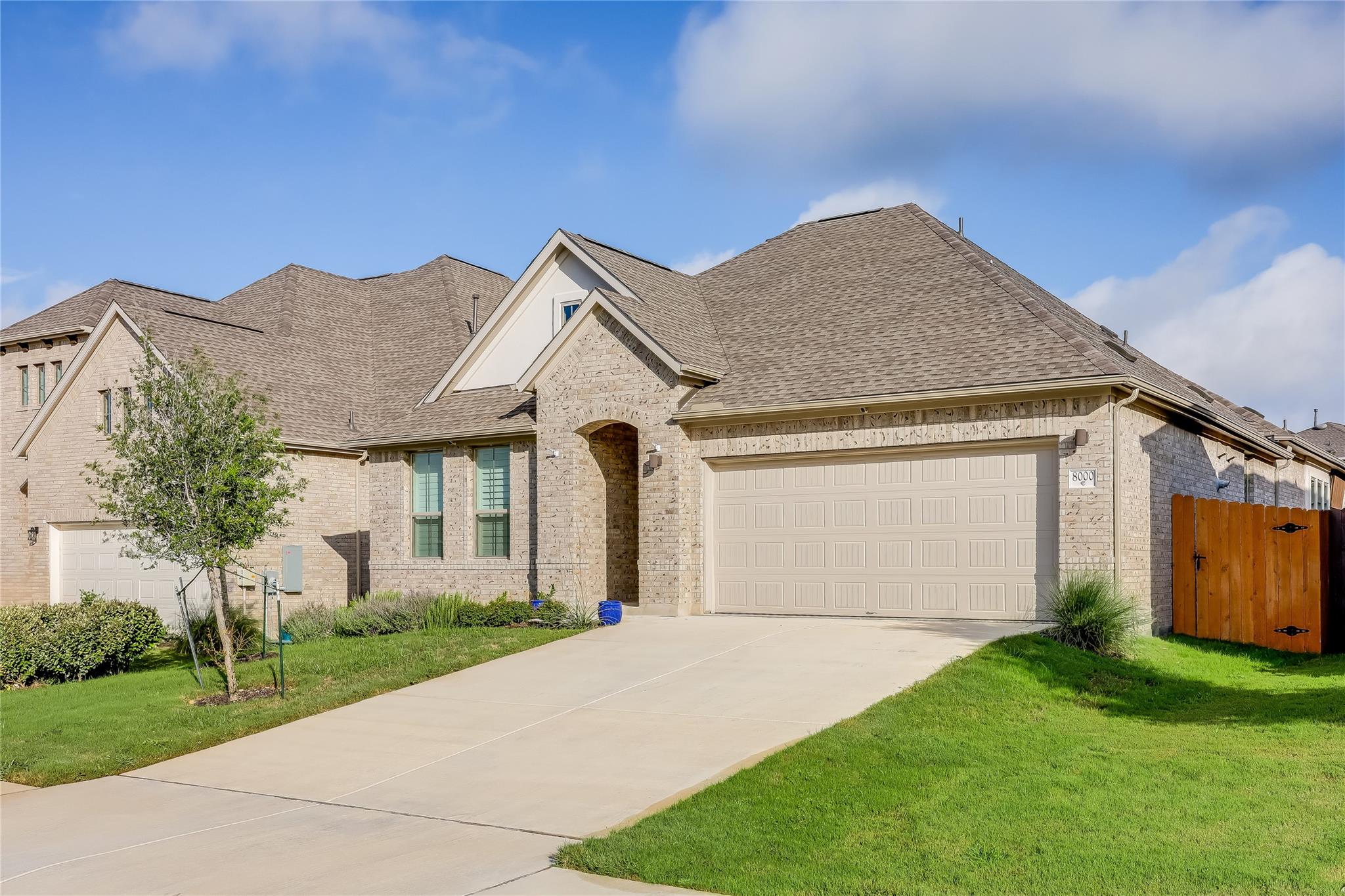 8000 Sunrise Ravine Pass, Lago Vista, TX 78645