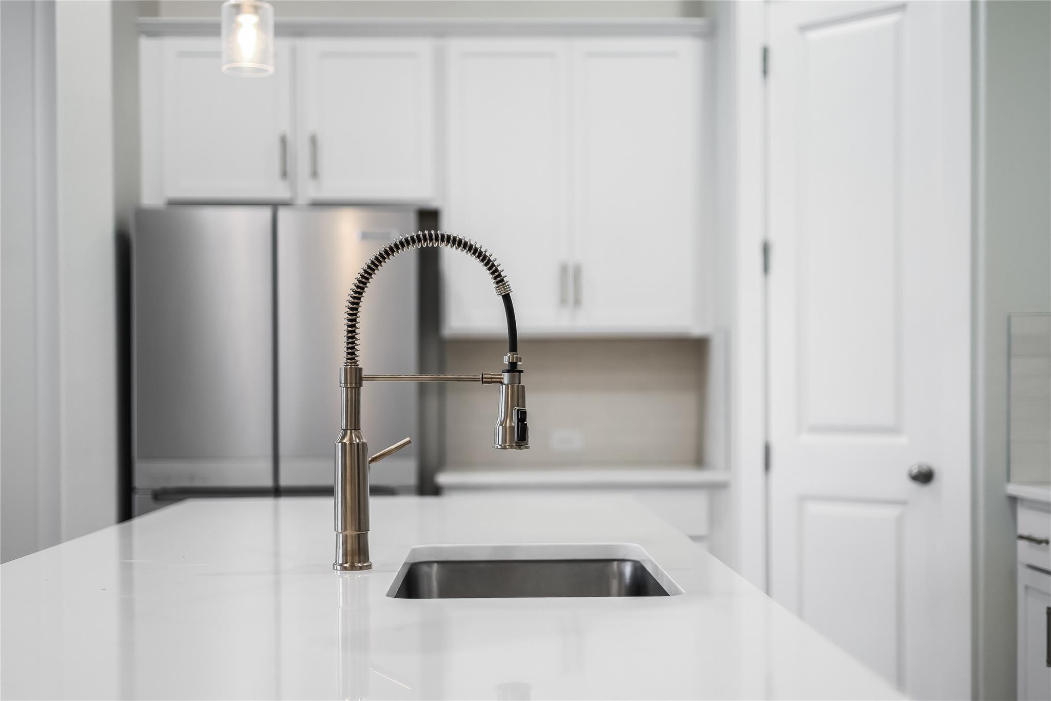 8000 Sunrise Ravine Pass, Lago Vista, TX 78645