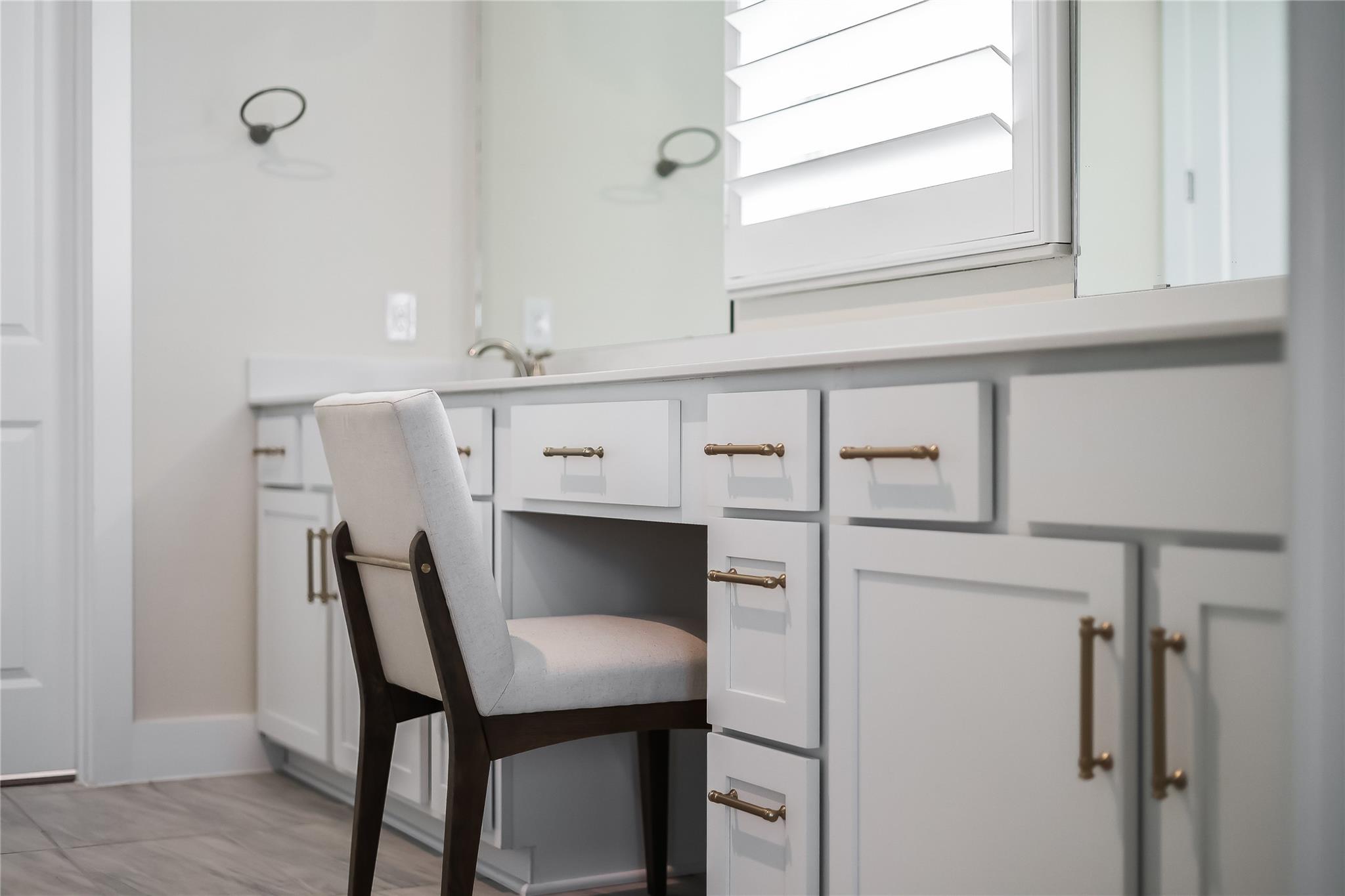 8000 Sunrise Ravine Pass, Lago Vista, TX 78645