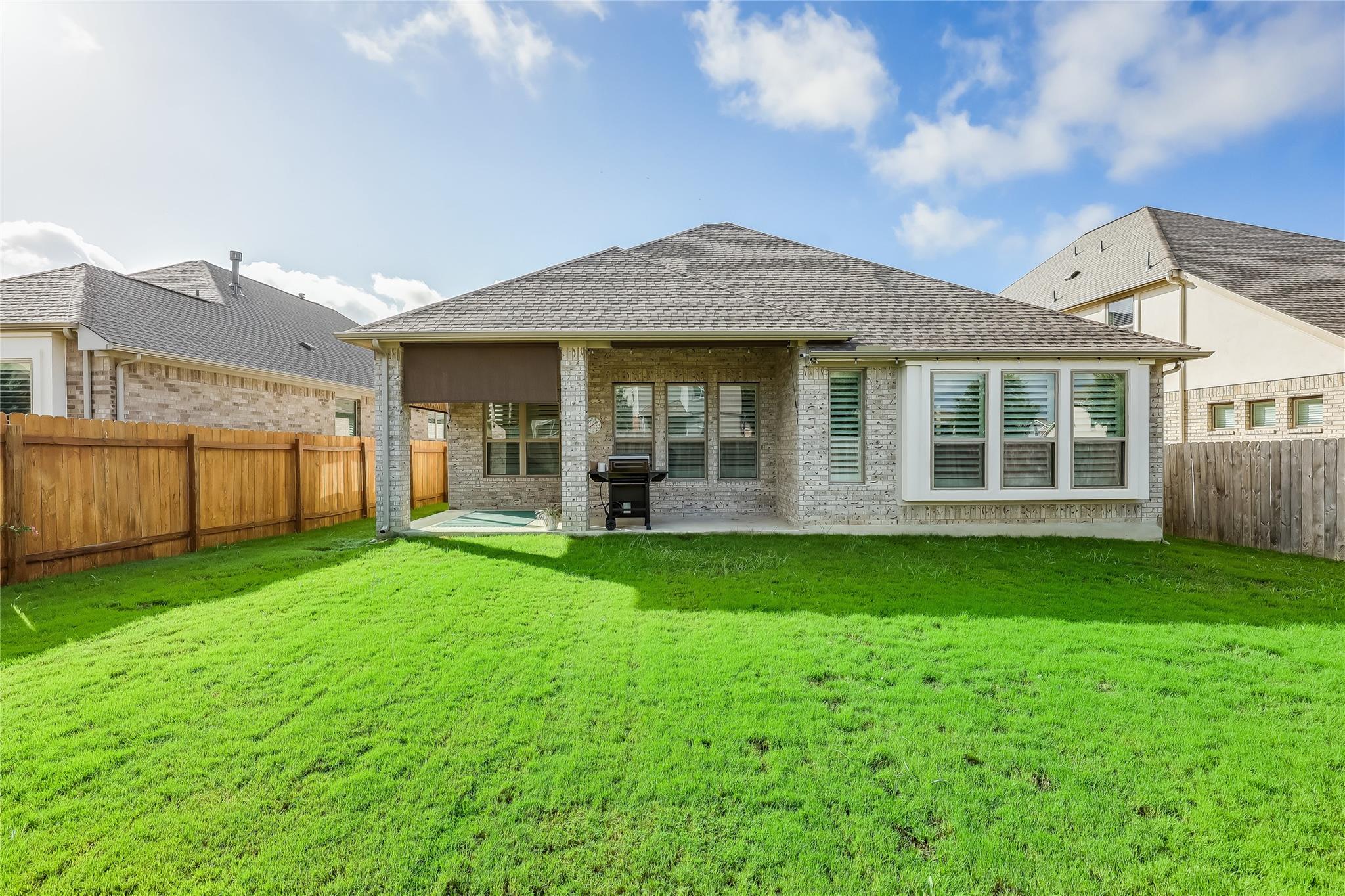 8000 Sunrise Ravine Pass, Lago Vista, TX 78645