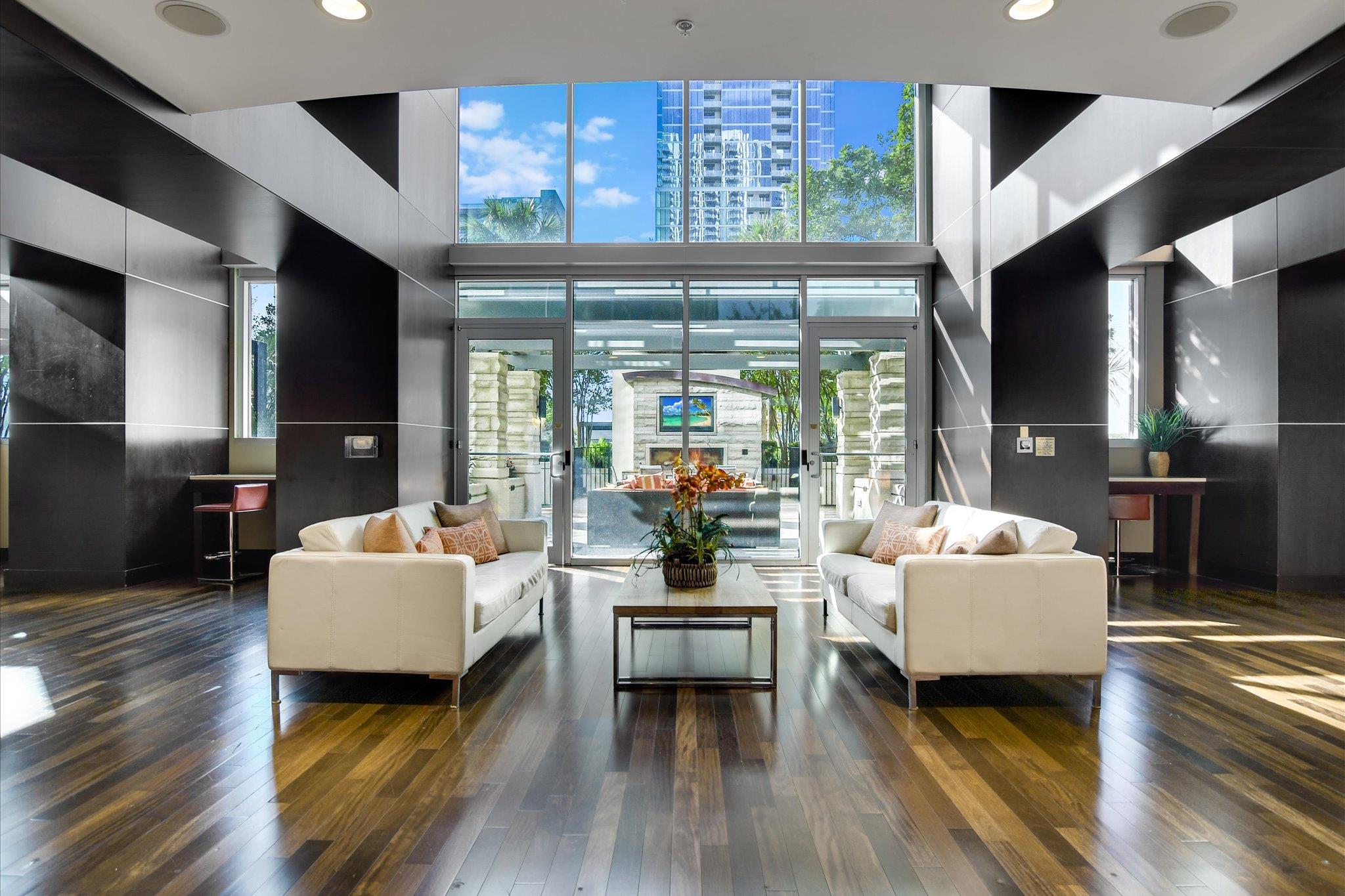 360 Nueces St # 3207, Austin, TX 78701