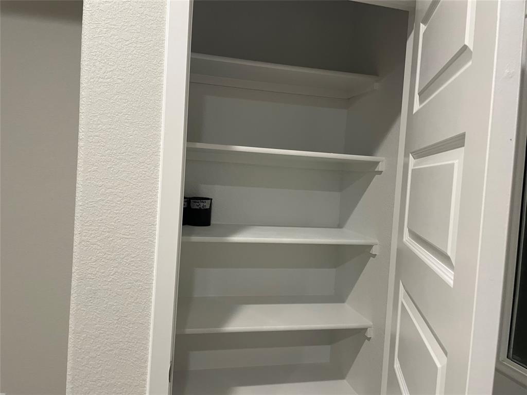 66 Bent Trai LN, Georgetown, TX 78628