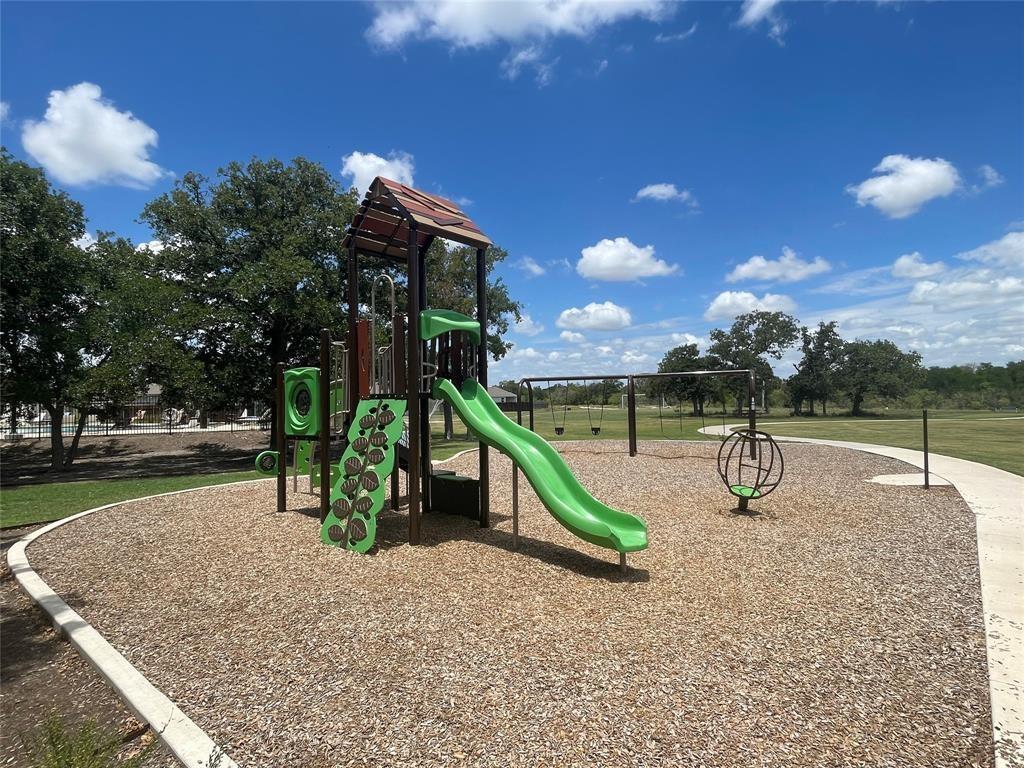 66 Bent Trai LN, Georgetown, TX 78628