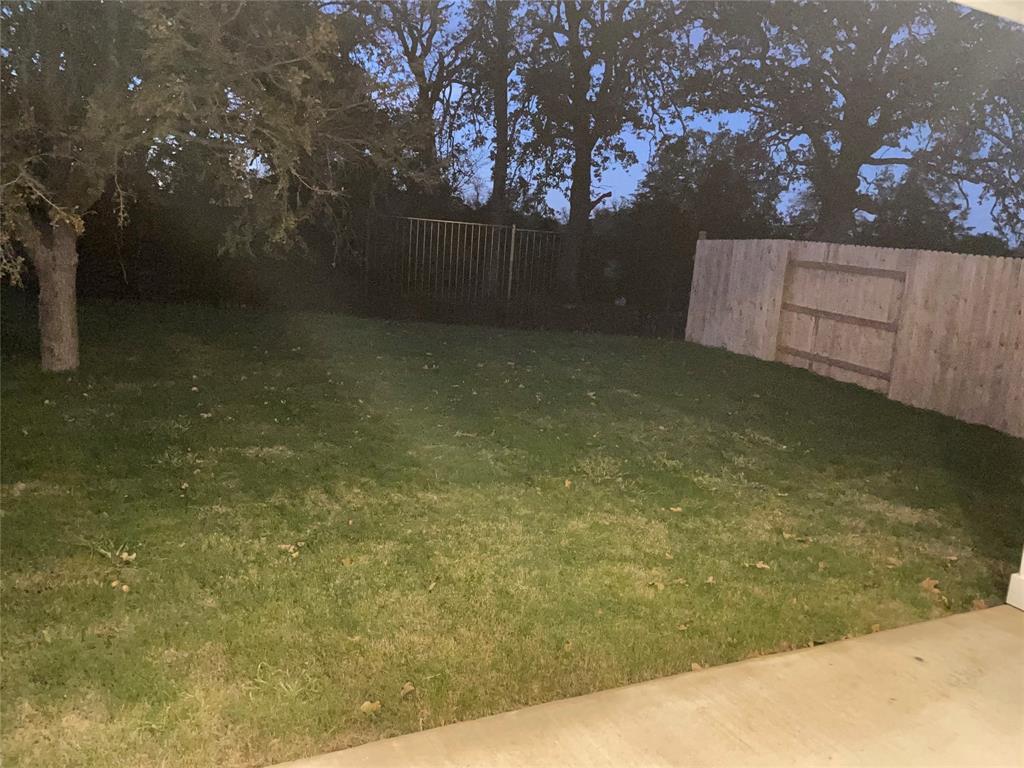 66 Bent Trai LN, Georgetown, TX 78628