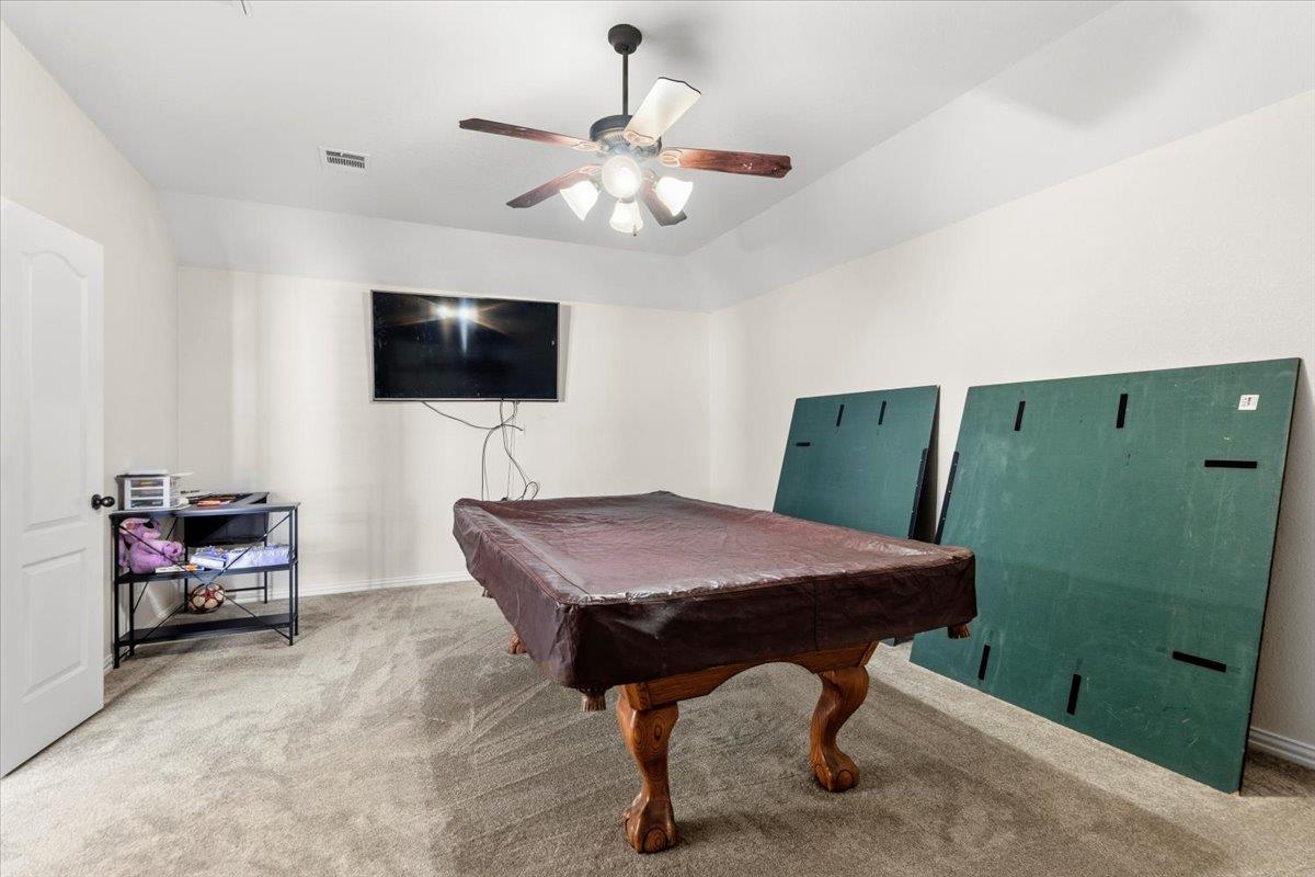 117 E Emory Fields Dr, Hutto, TX 78634