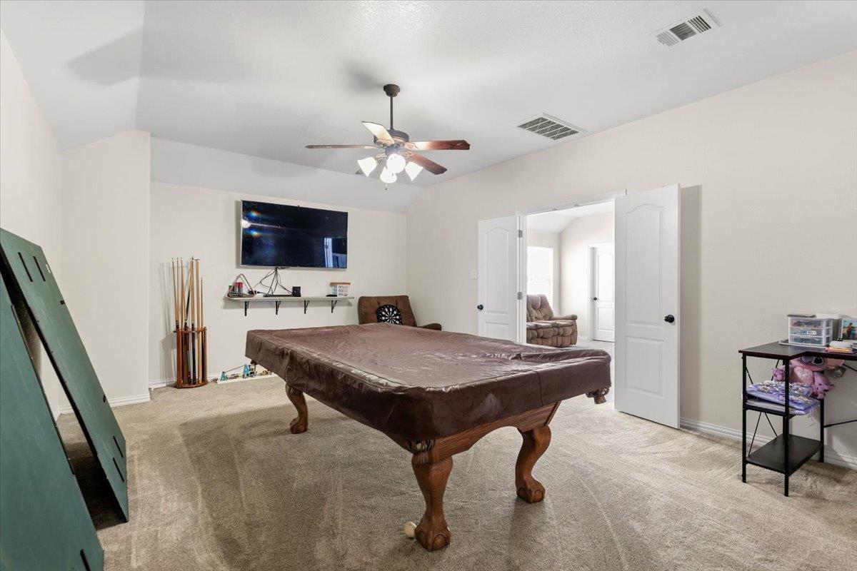 117 E Emory Fields Dr, Hutto, TX 78634