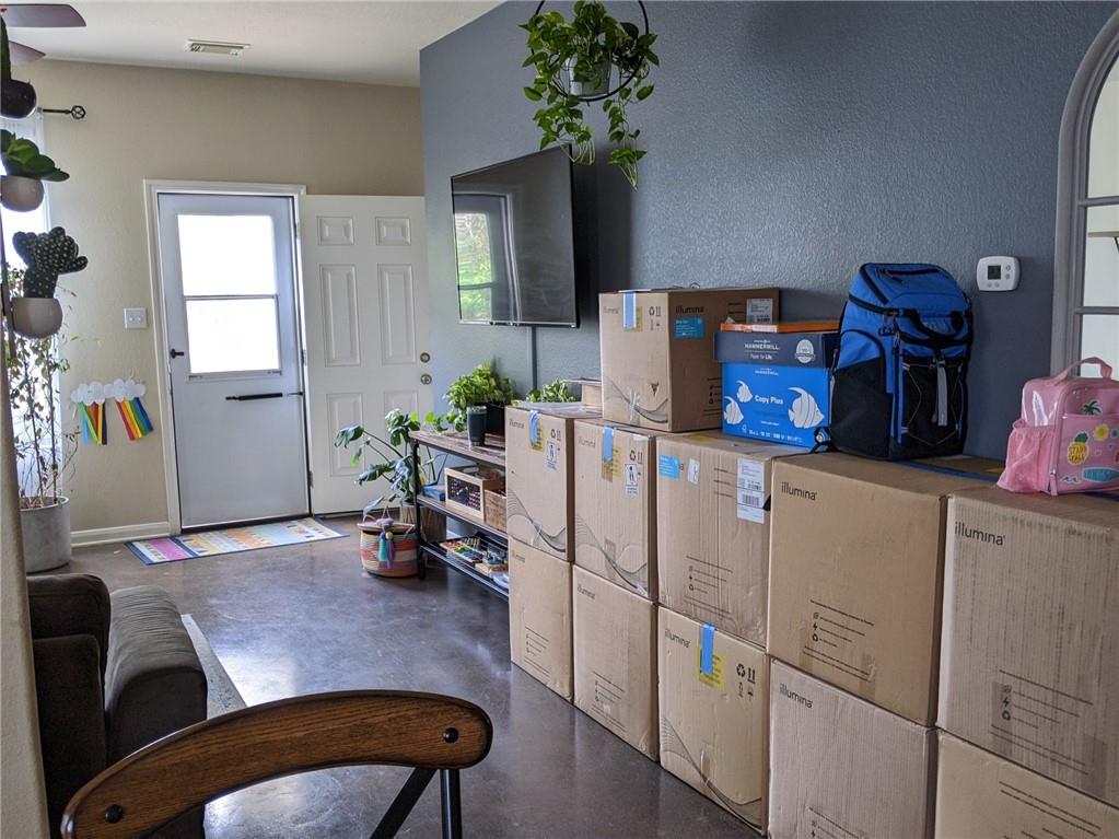 11512 Flushwing Dr, Austin, TX 78754