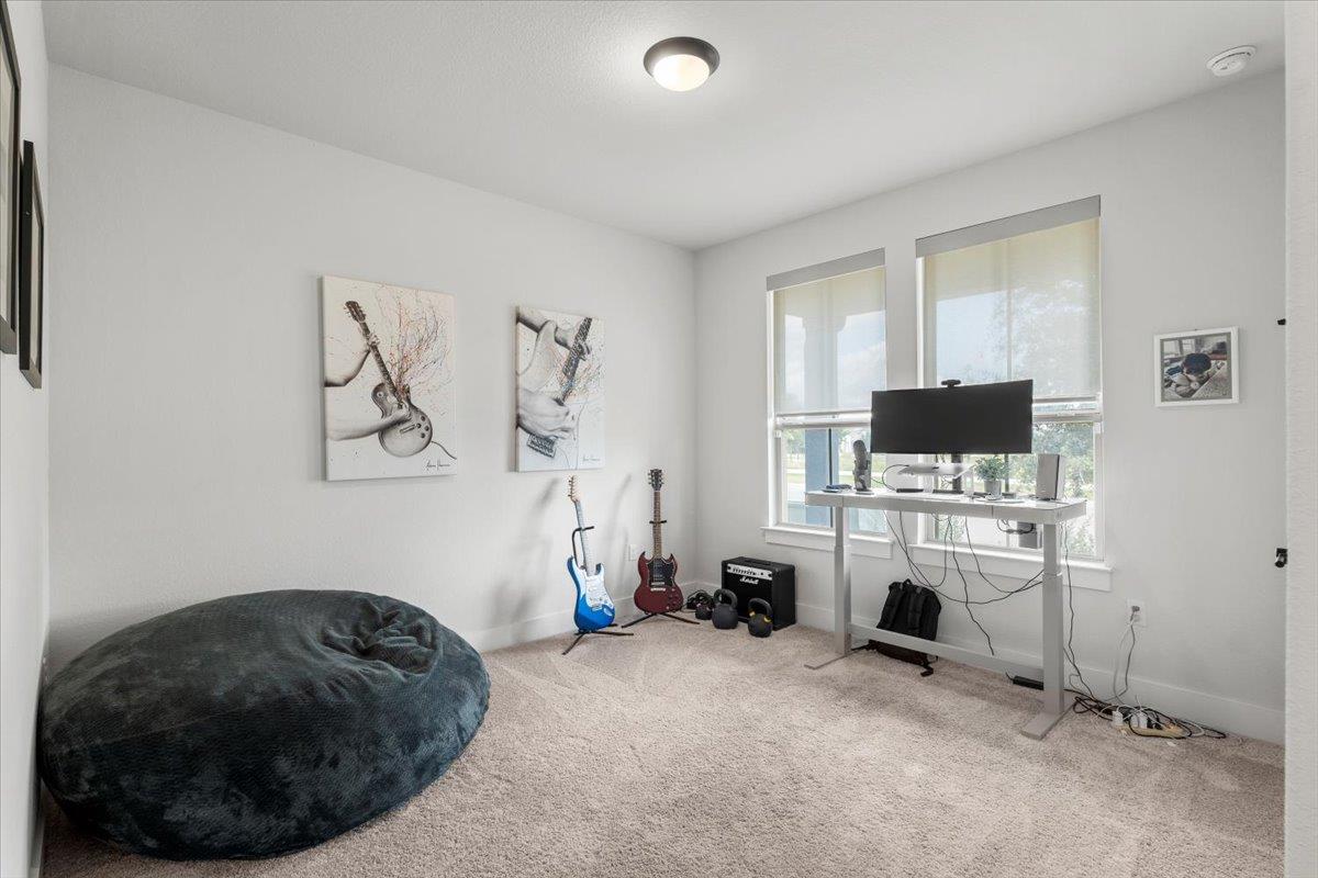 8501 Hillock Ter, Austin, TX 78744