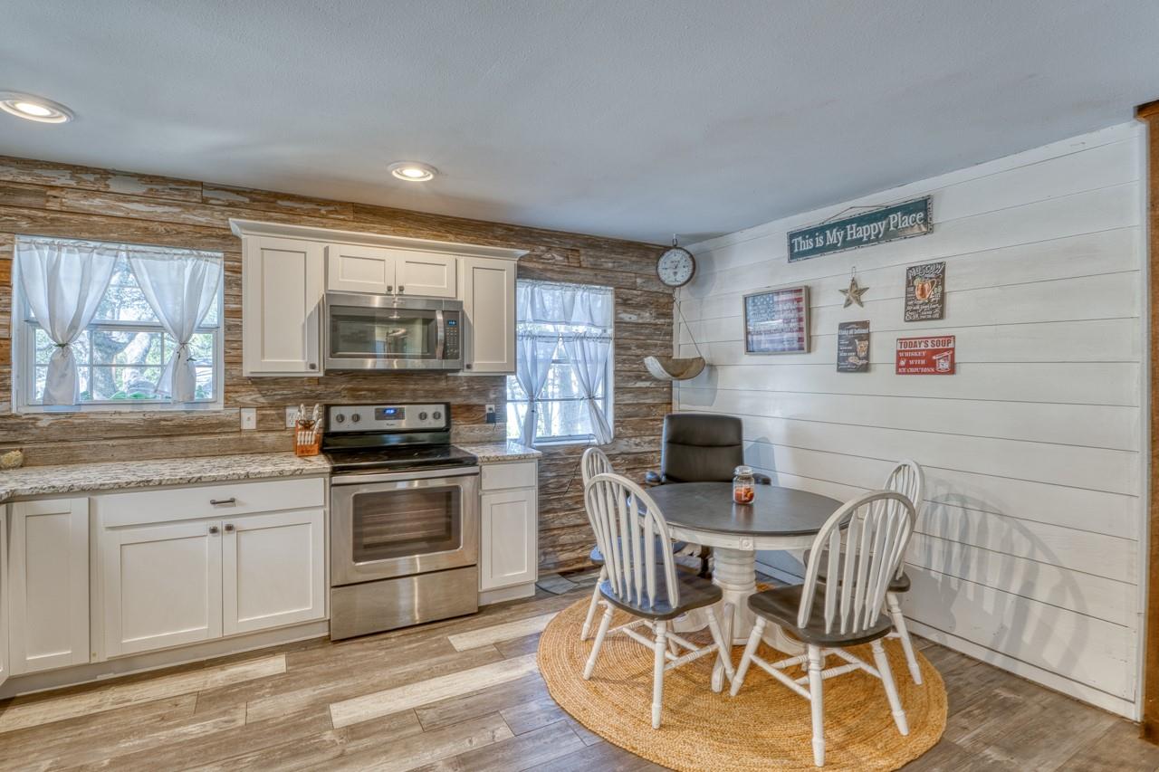 1117 County Road 132B, Kingsland, TX 78639