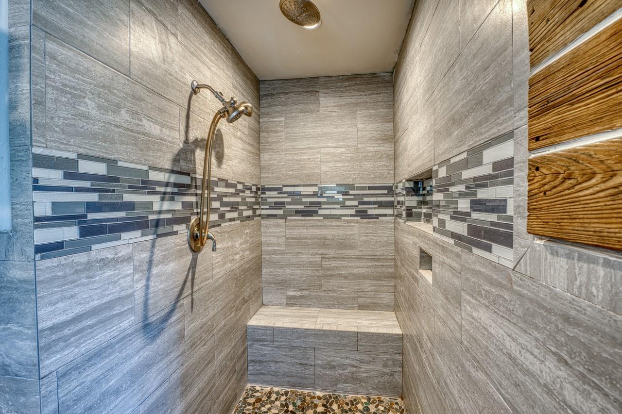 1117 County Road 132B, Kingsland, TX 78639