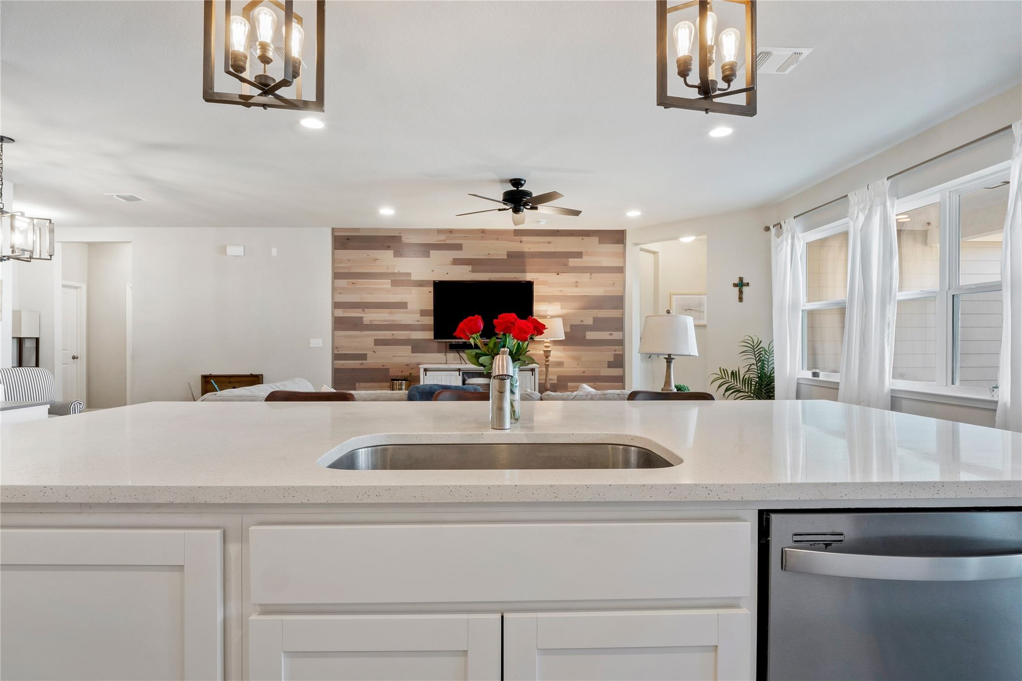 103 Wagon Spoke Cv, Liberty Hill, TX 78642