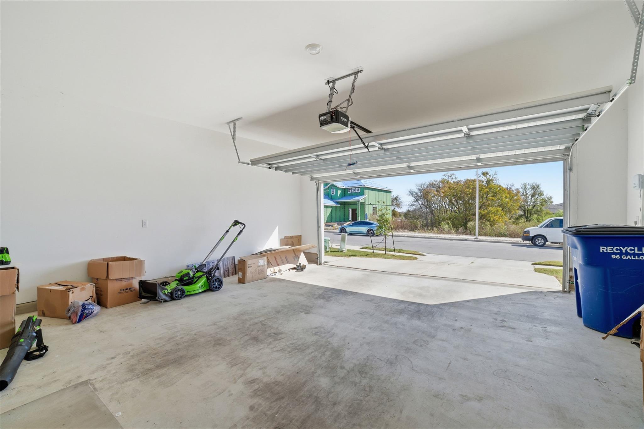 13606 Long Island Dr, Pflugerville, TX 78660