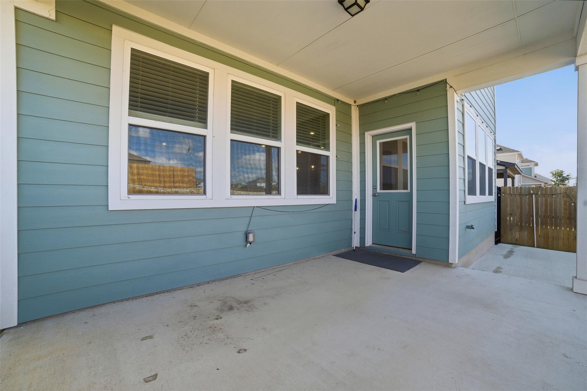 13606 Long Island Dr, Pflugerville, TX 78660