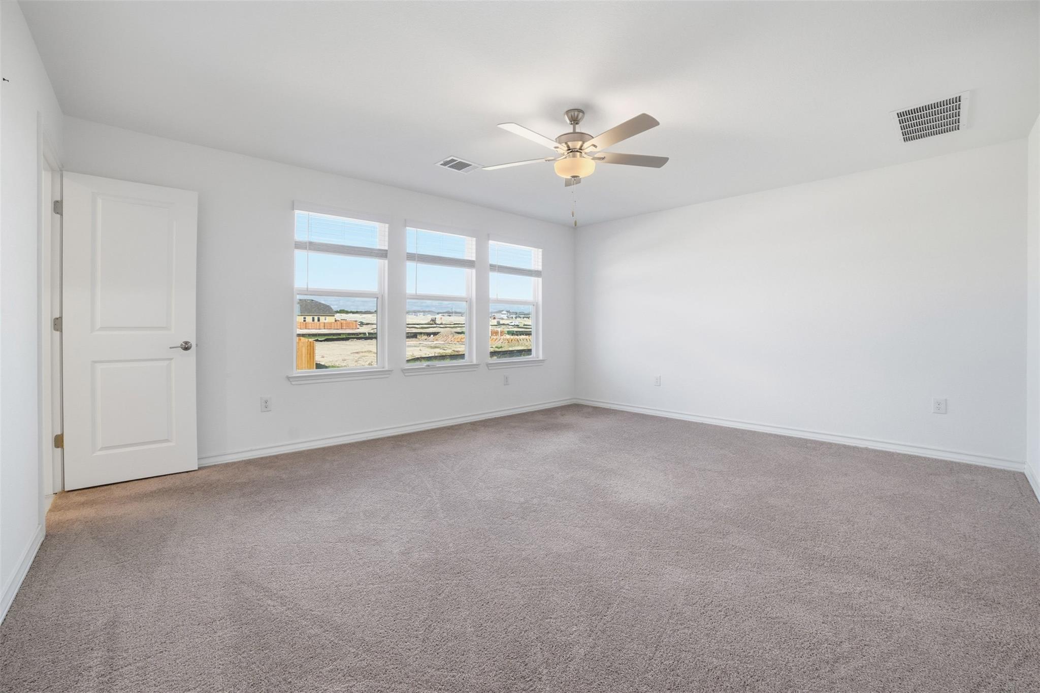 13606 Long Island Dr, Pflugerville, TX 78660