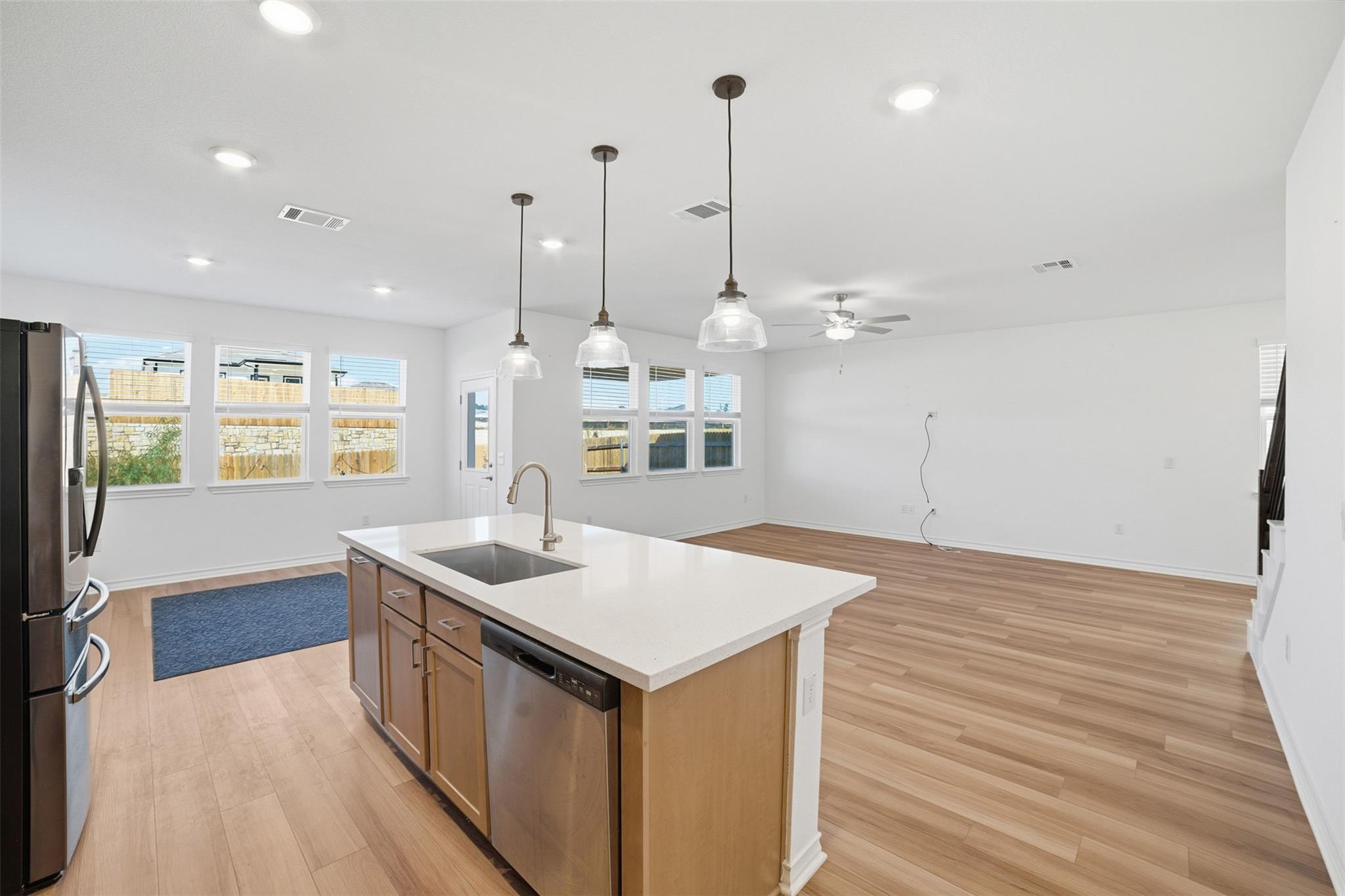 13606 Long Island Dr, Pflugerville, TX 78660