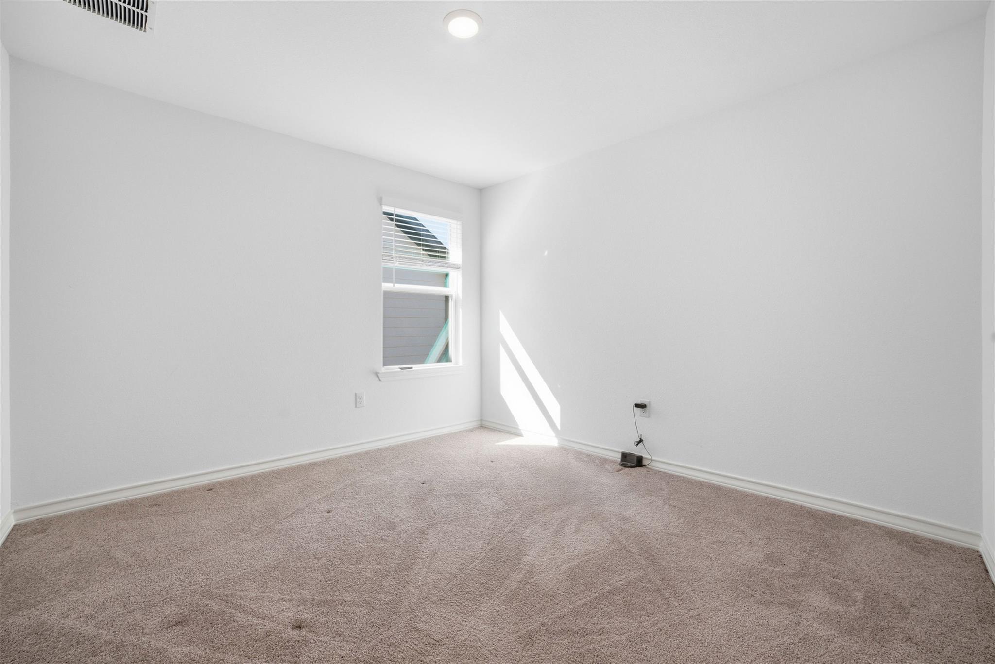 13606 Long Island Dr, Pflugerville, TX 78660