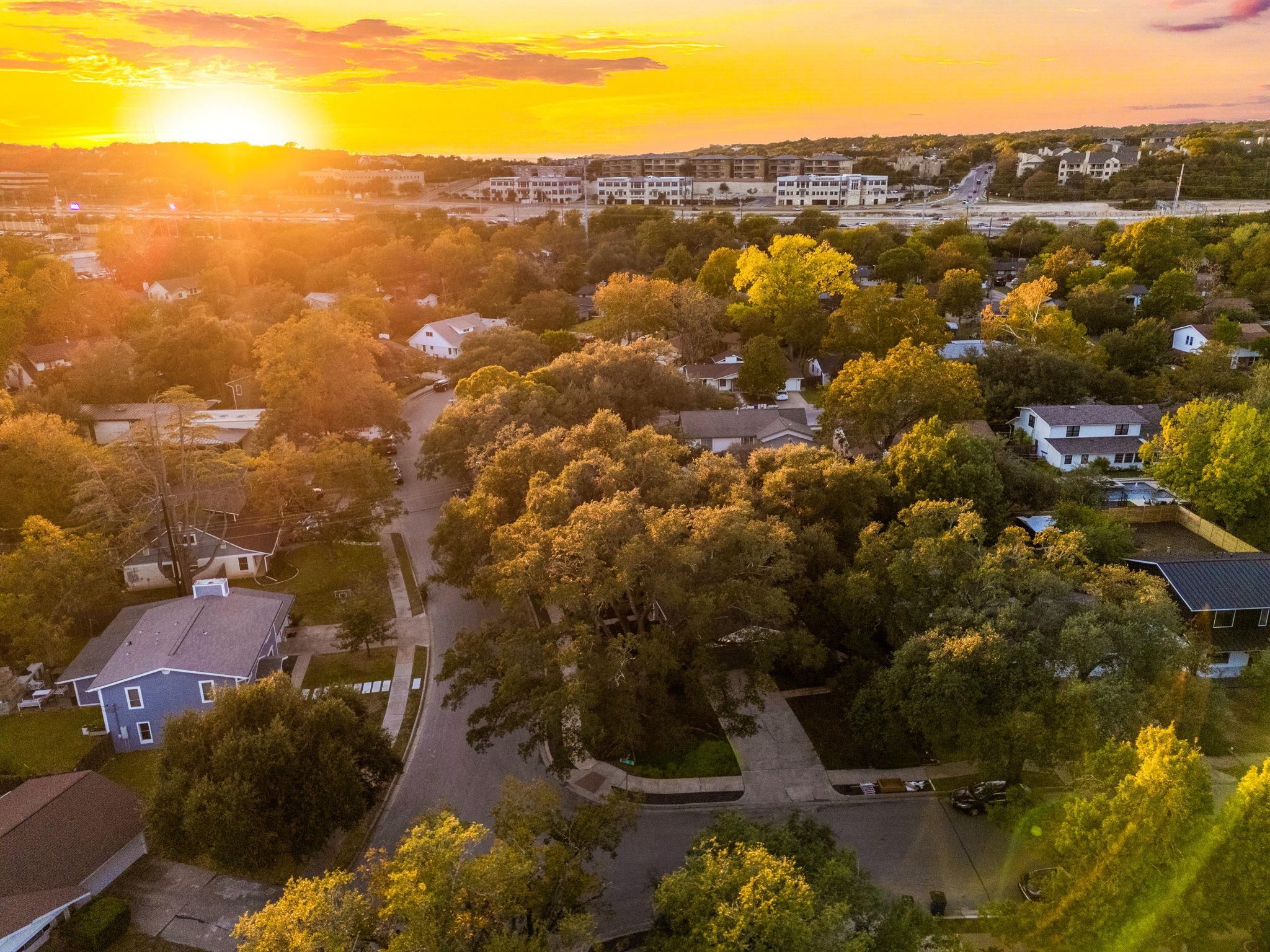 3006 Carlisle Dr, Austin, TX 78757