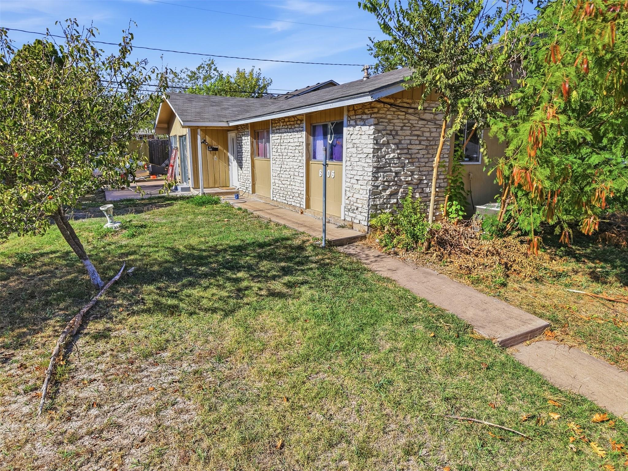8406 MAINE Dr, Austin, TX 78758