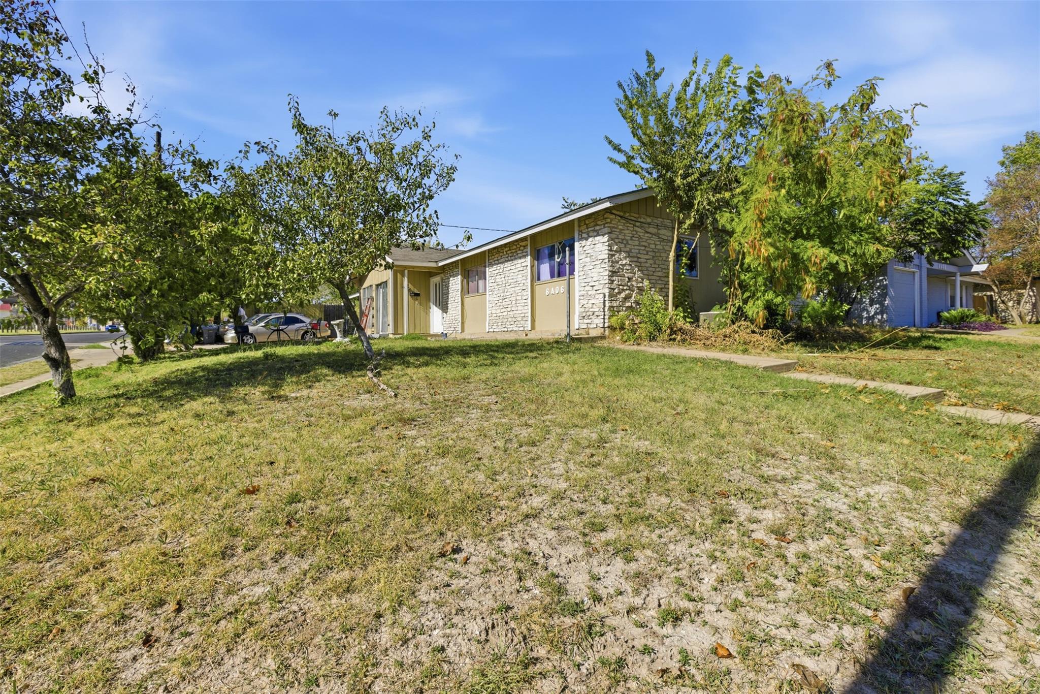 8406 MAINE Dr, Austin, TX 78758