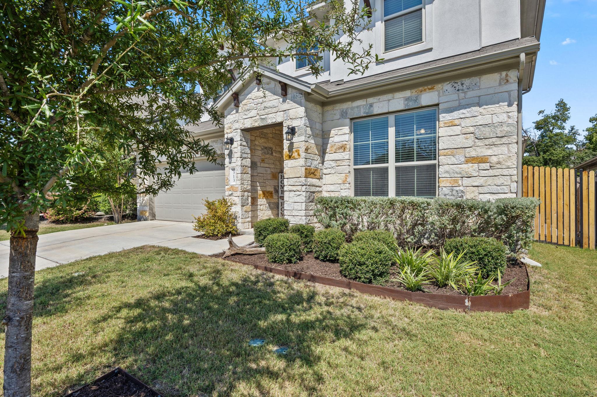 313 Somerville St, Leander, TX 78641