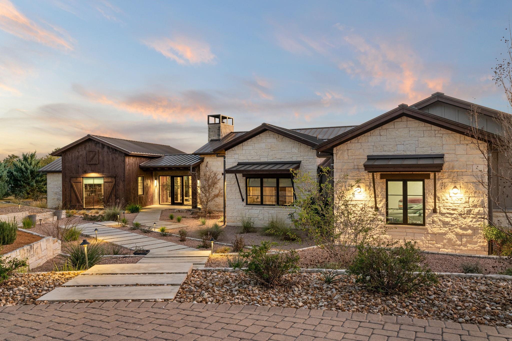 2560 Bell Springs Rd, Dripping Springs, TX 78620