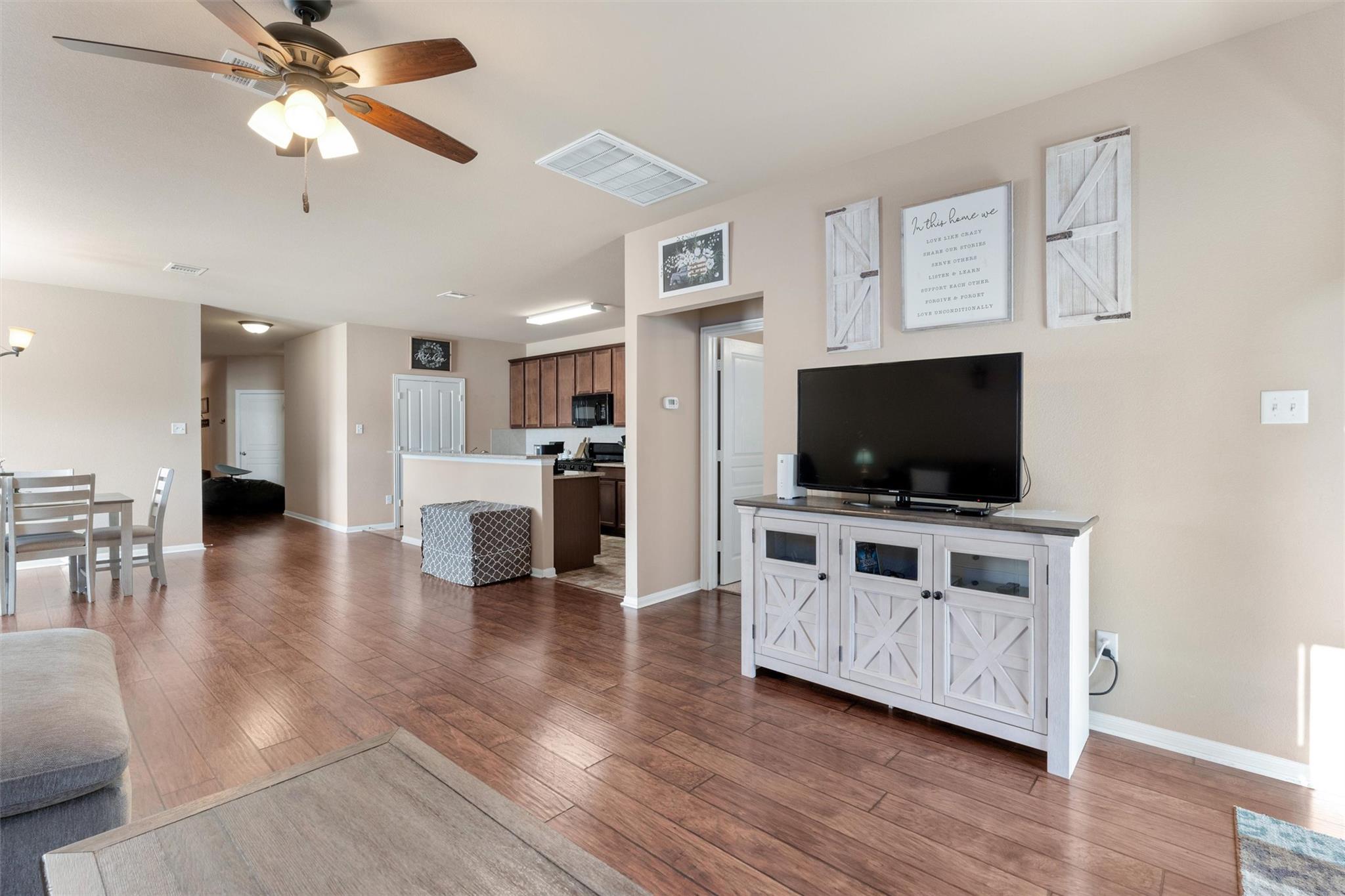 1301 Red Stag Pl, Round Rock, TX 78665