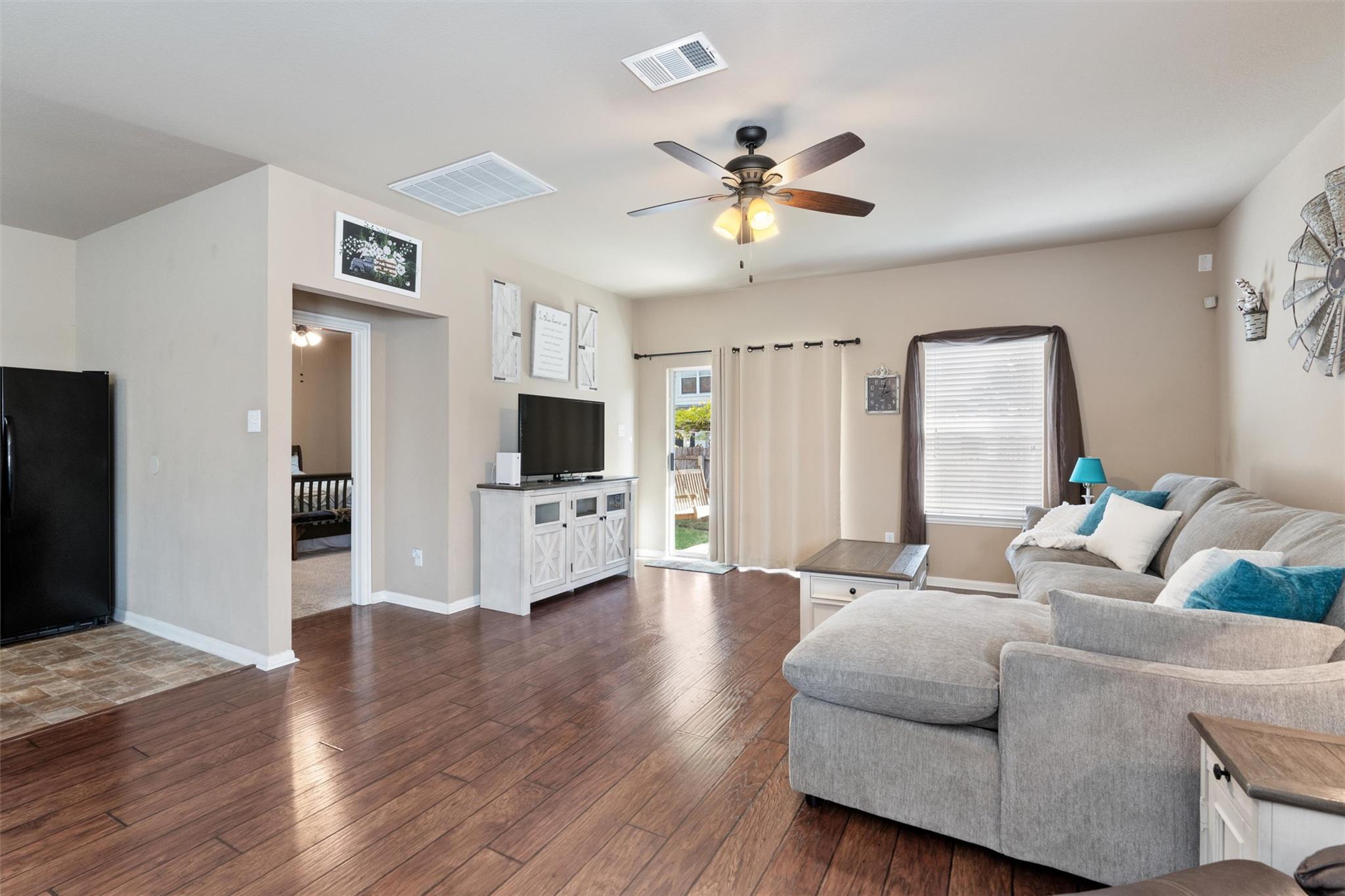 1301 Red Stag Pl, Round Rock, TX 78665