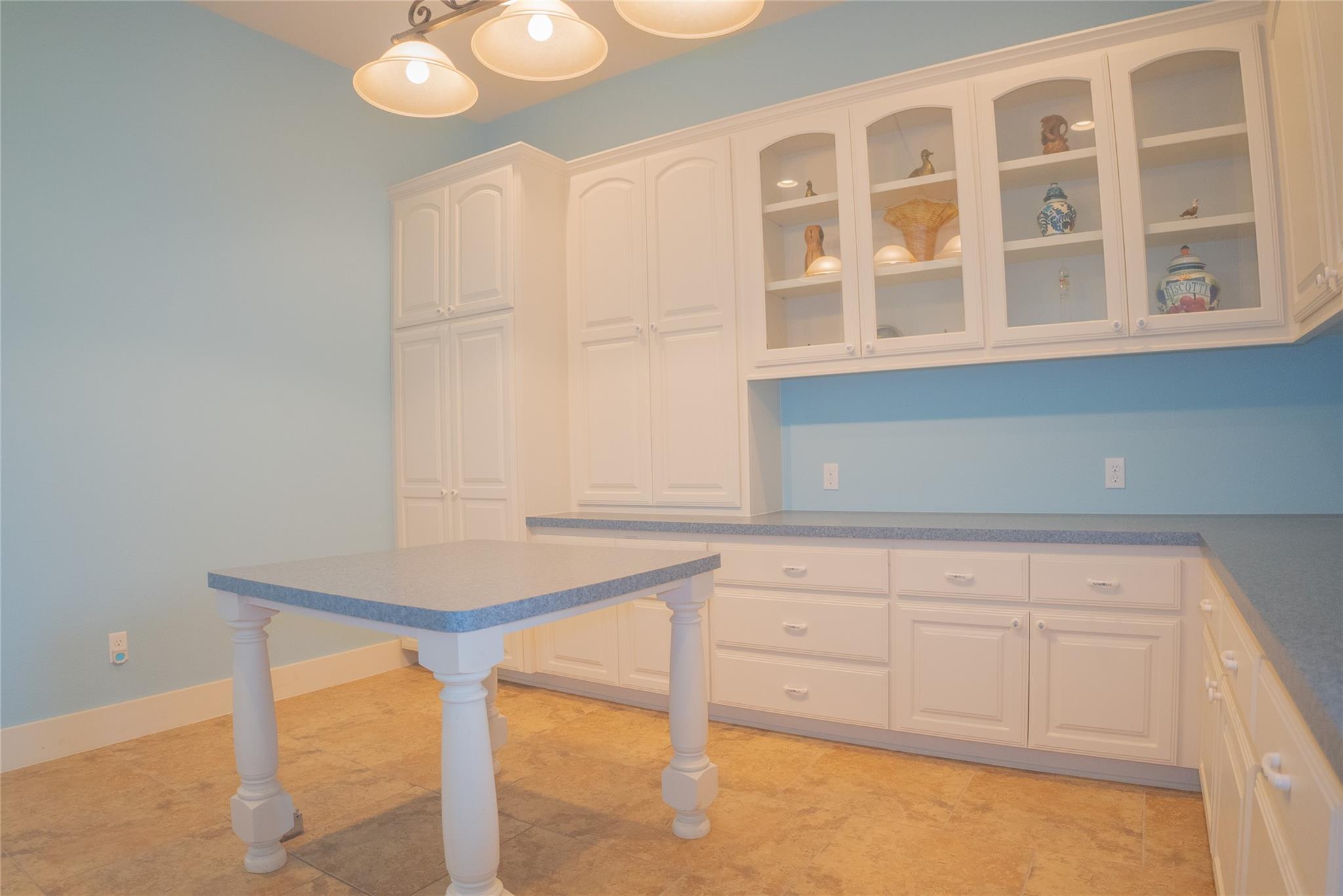 2810 Bridlewood Ranches Dr, San Marcos, TX 78666