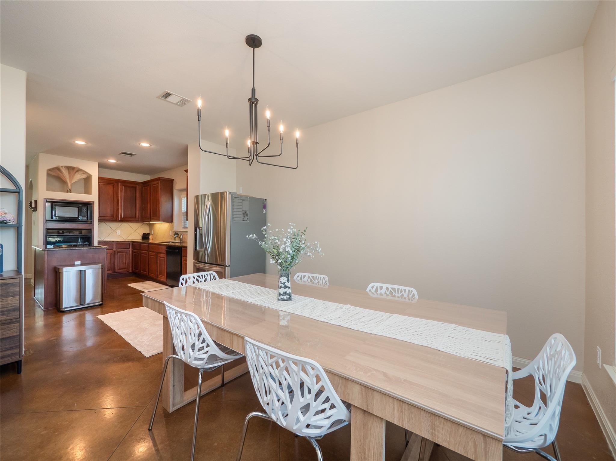 213 Bronco Blvd, Liberty Hill, TX 78642