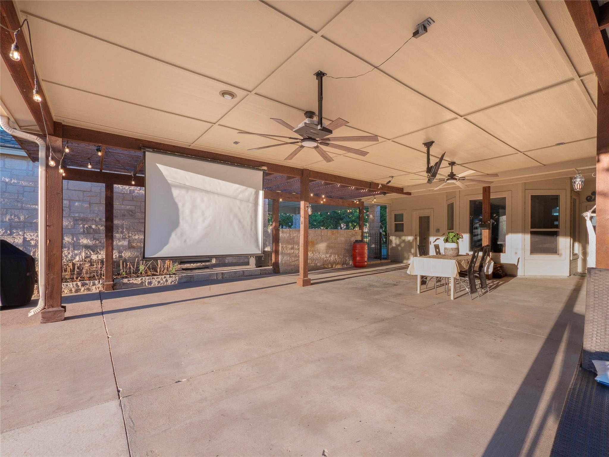 213 Bronco Blvd, Liberty Hill, TX 78642