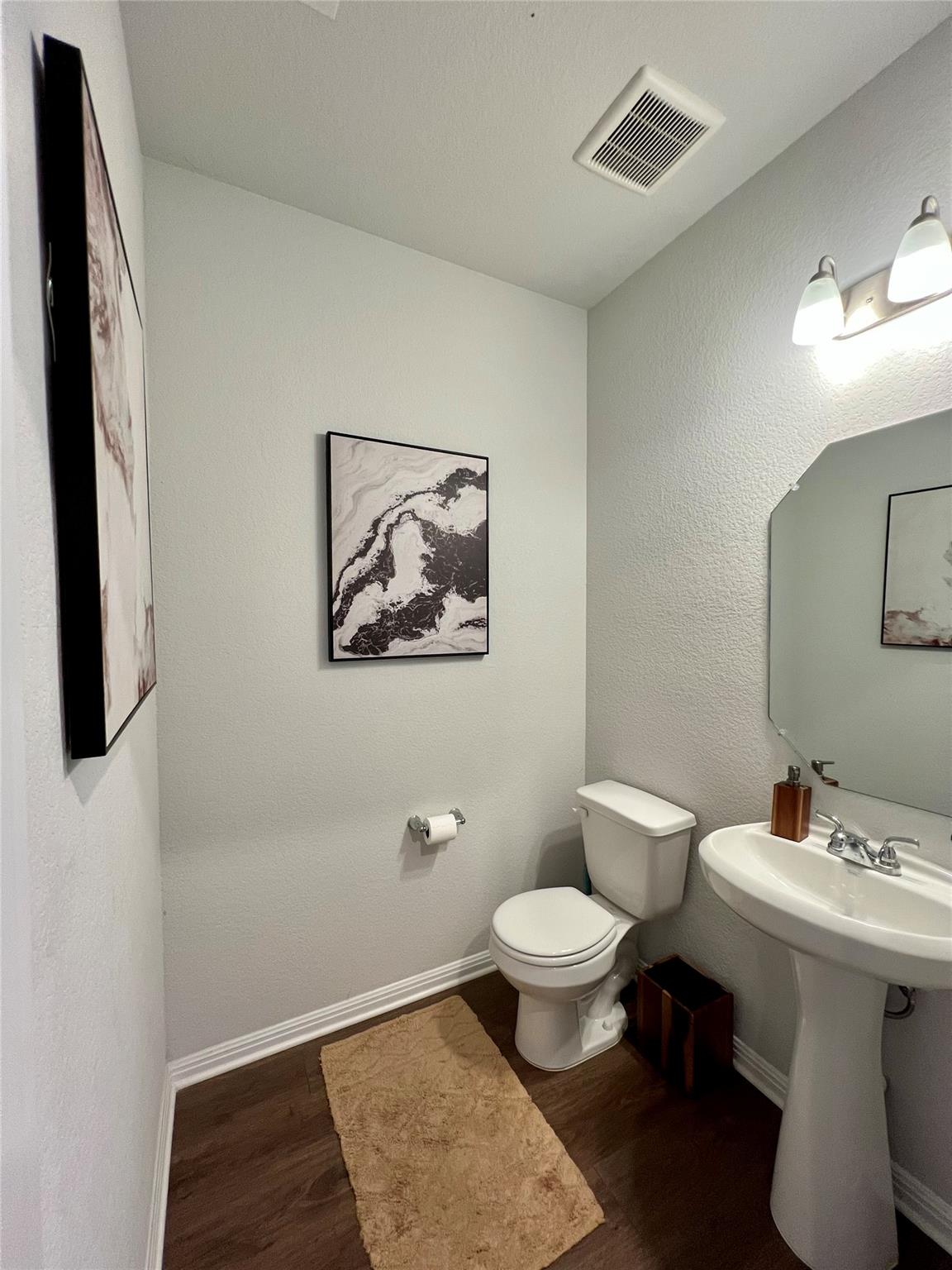 11305 Sentinel Dr, Austin, TX 78747