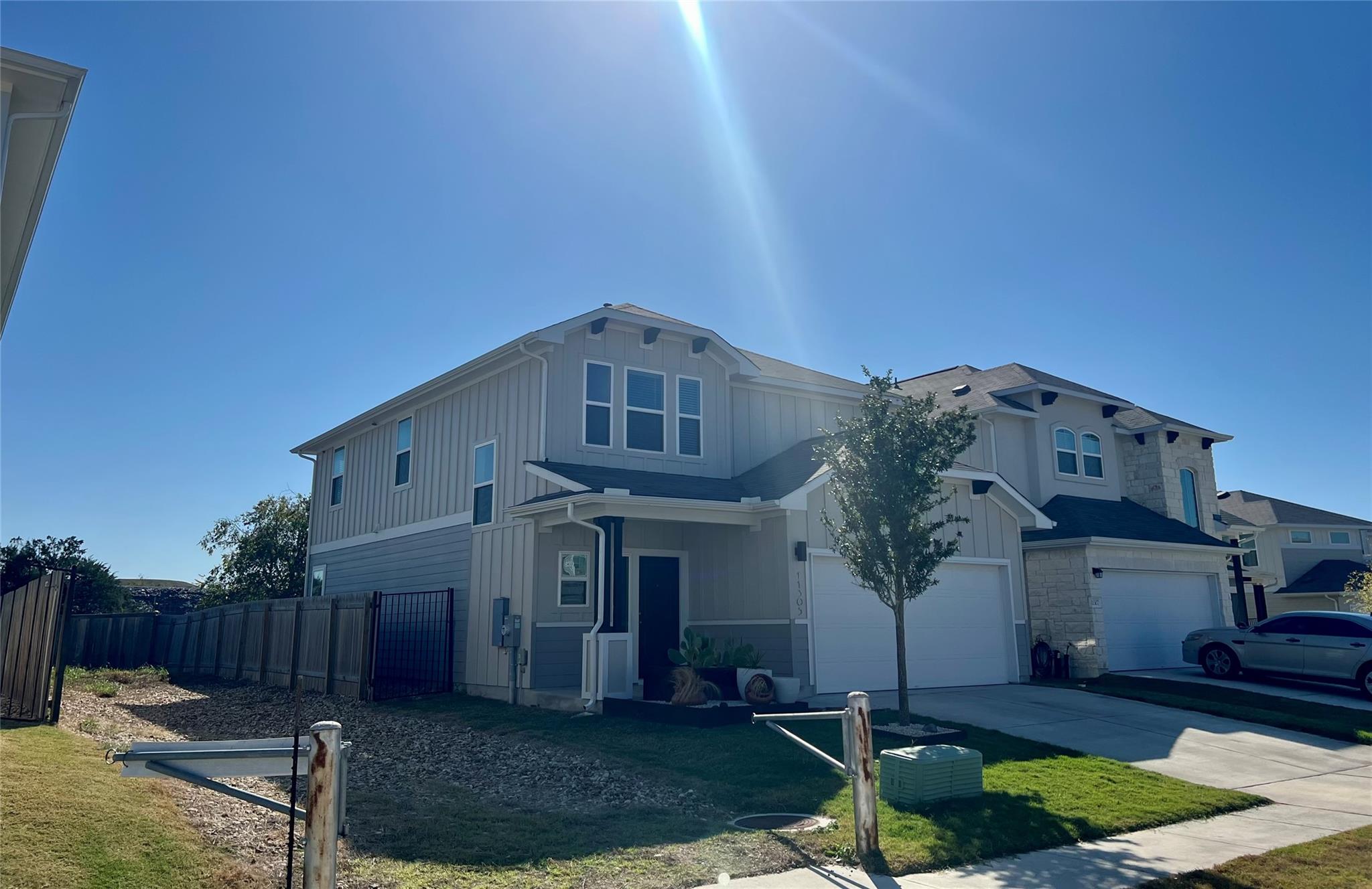 11305 Sentinel Dr, Austin, TX 78747