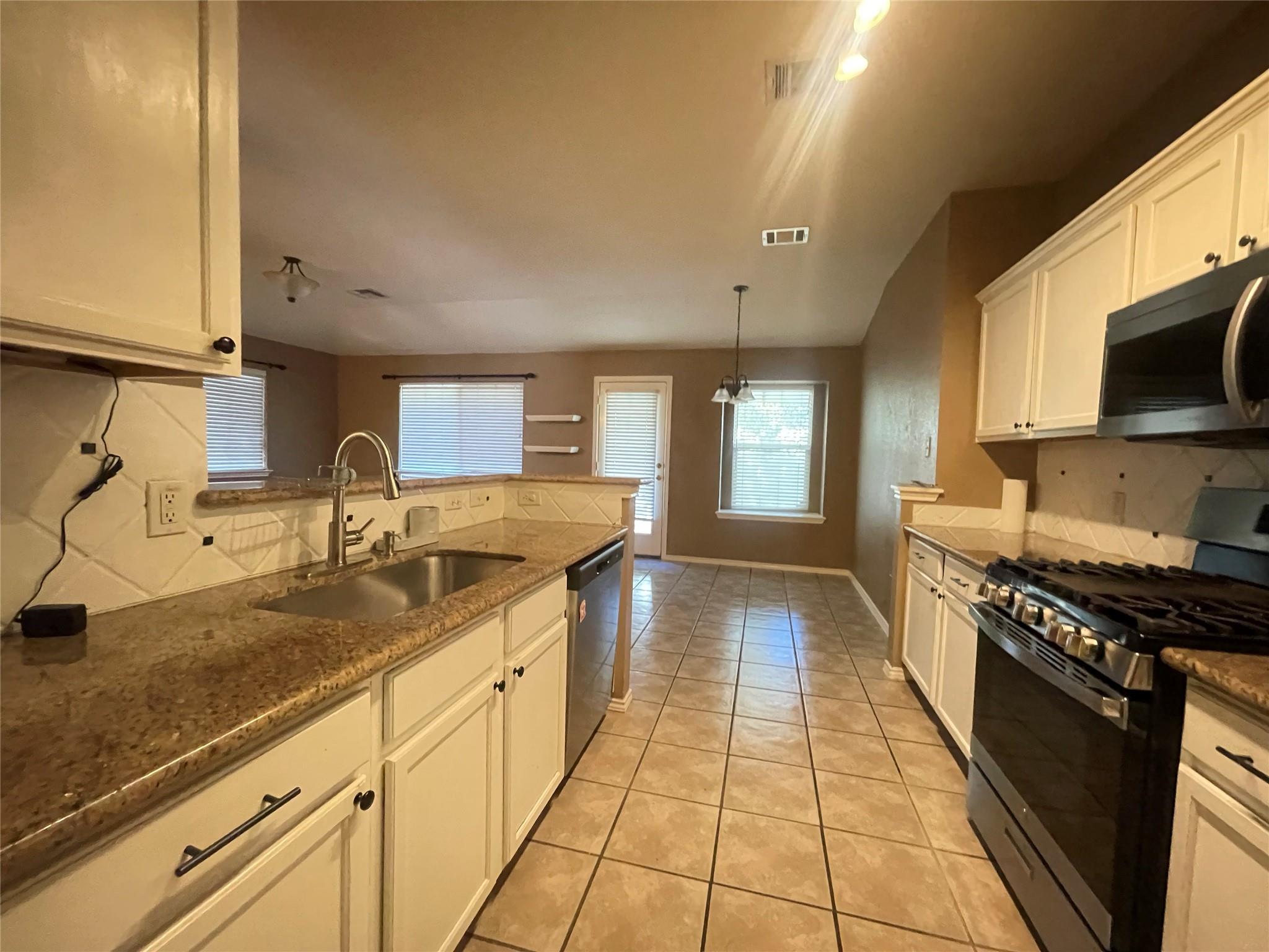 3508 Blue Ridge Dr, Round Rock, TX 78681