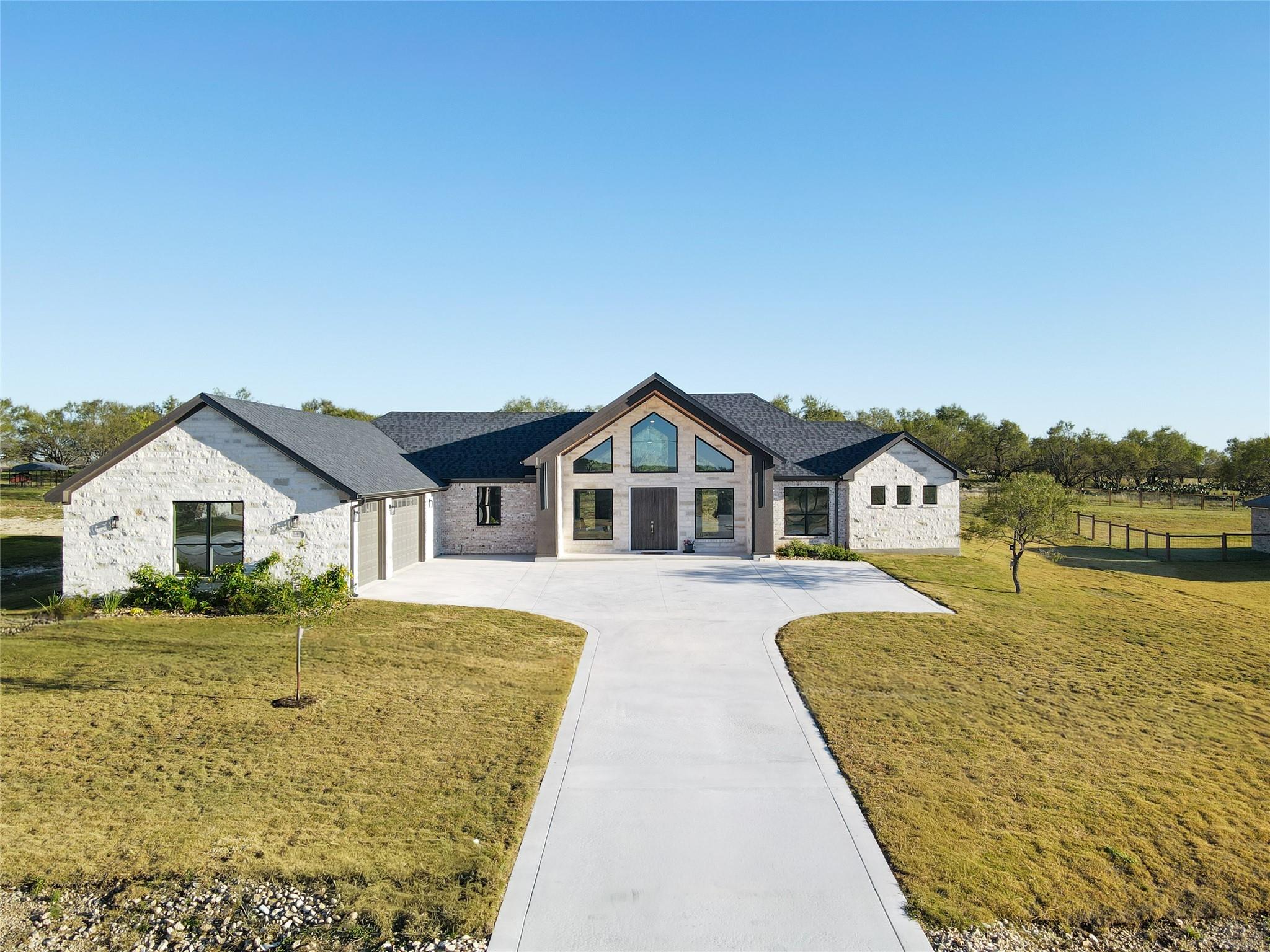 549 County Road 3152, Kempner, TX 76539