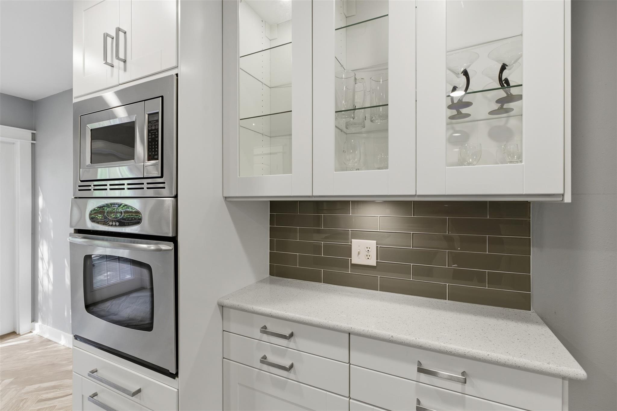 5614 SHOALWOOD Ave, Austin, TX 78756