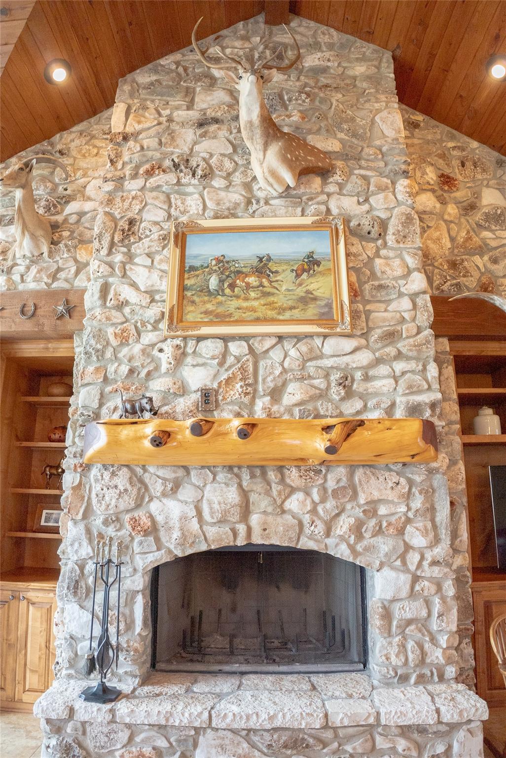 2810 Bridlewood Ranches Dr, San Marcos, TX 78666