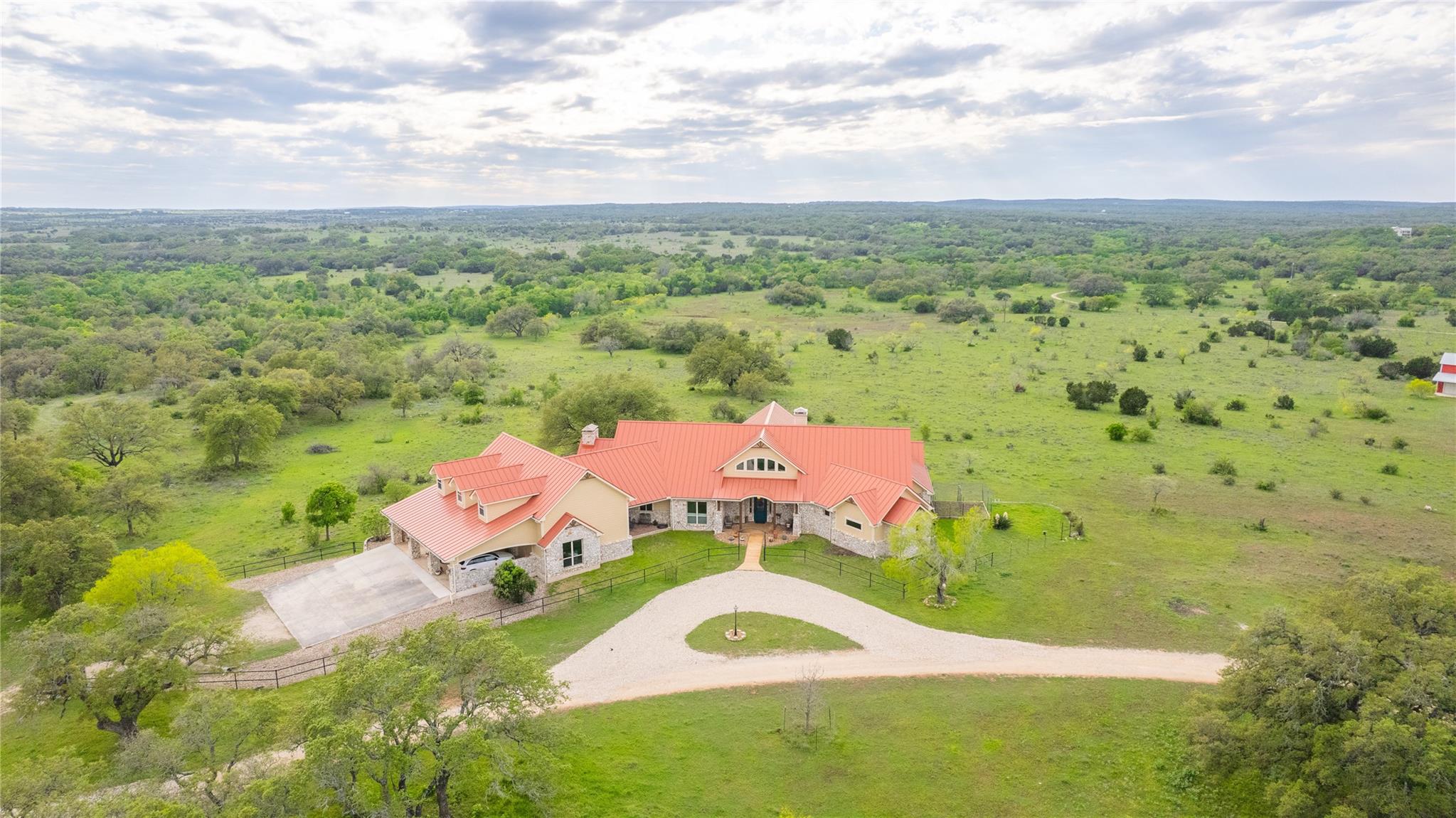 2810 Bridlewood Ranches Dr, San Marcos, TX 78666