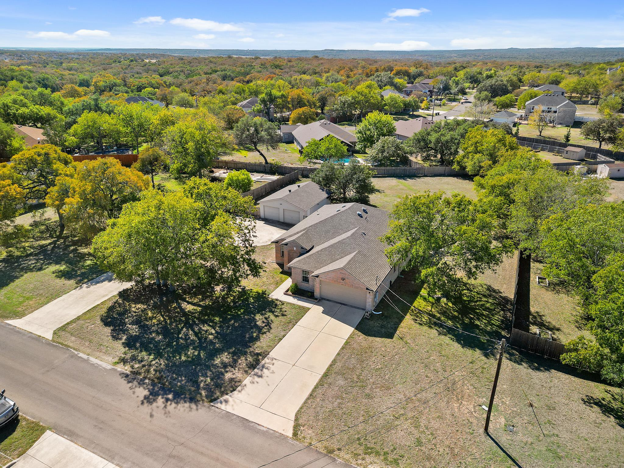 207 Calle Largo, Kyle, TX 78640