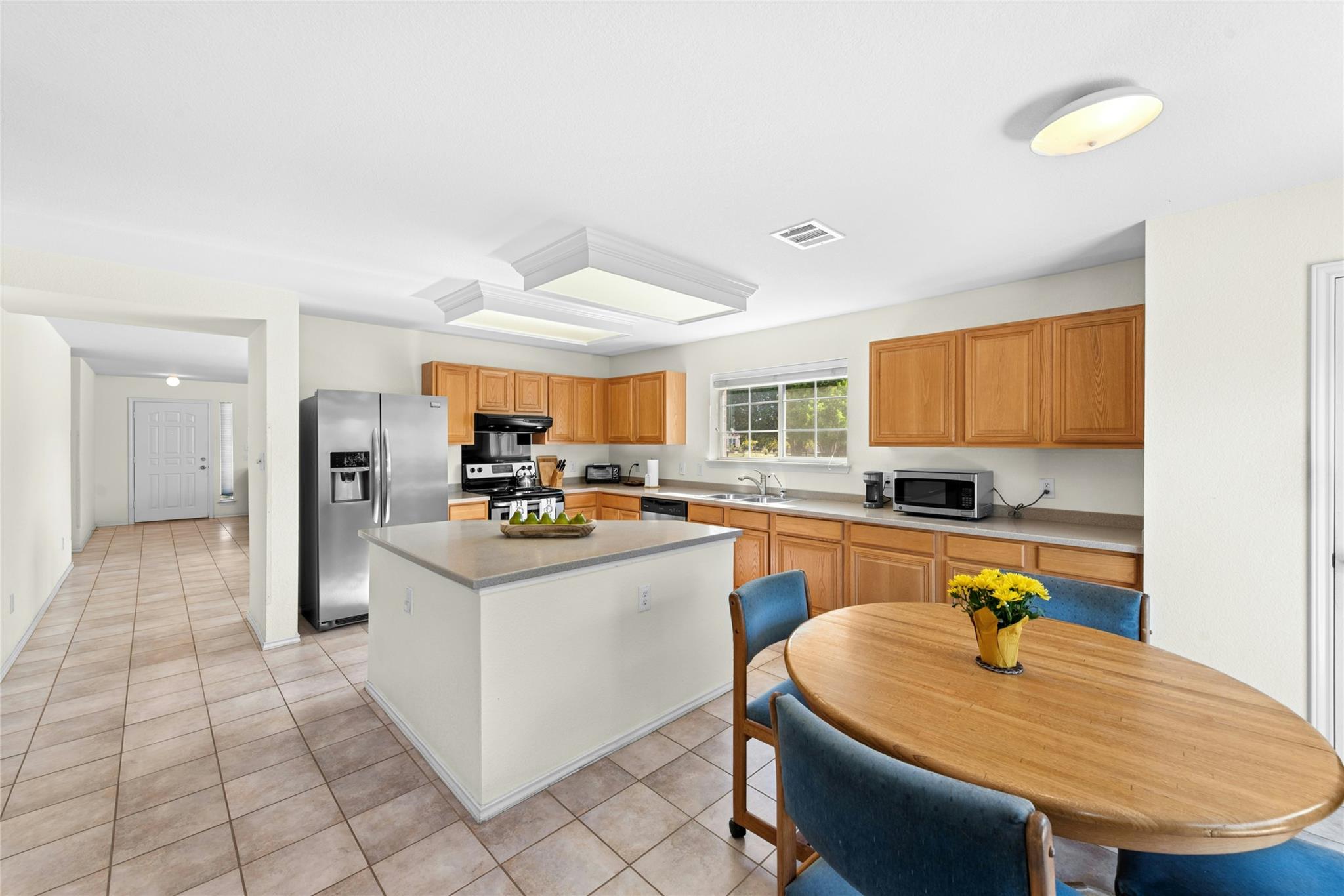 207 Calle Largo, Kyle, TX 78640