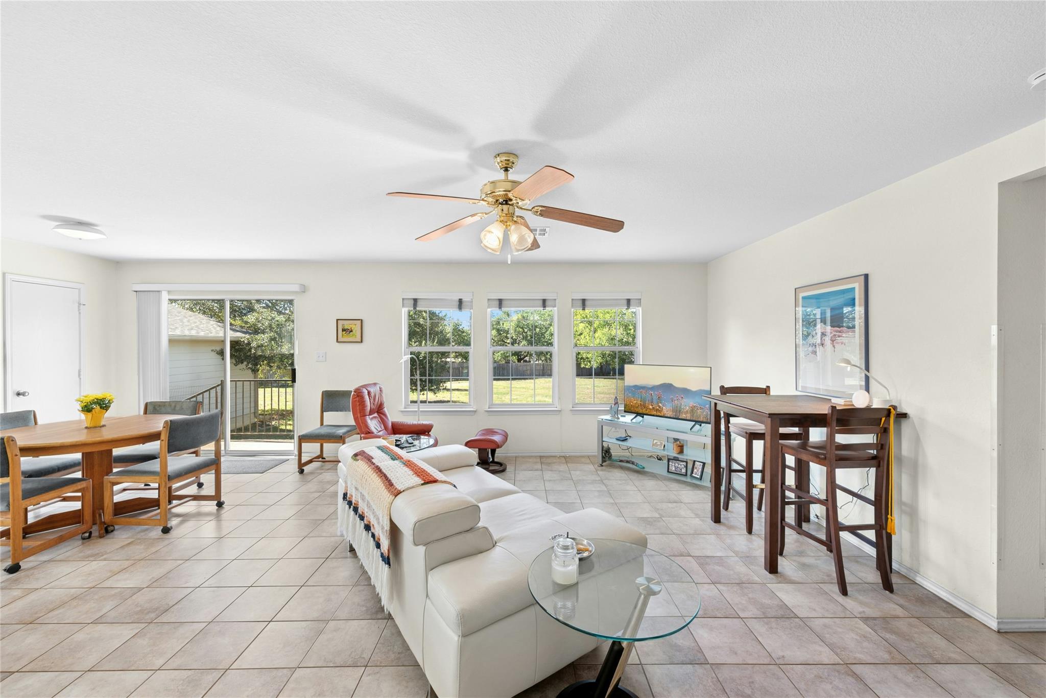 207 Calle Largo, Kyle, TX 78640